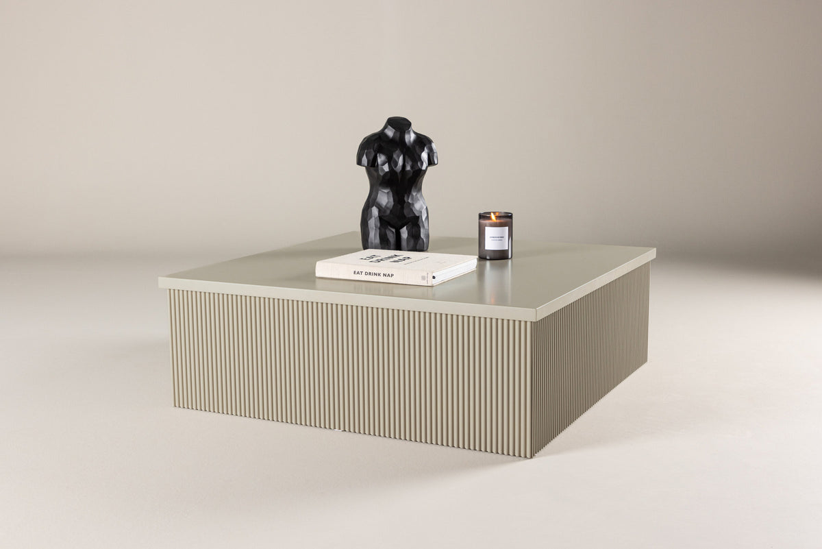 Lenox Sofatisch in Beige präsentiert im Onlineshop von KAQTU Design AG. Beistelltisch ist von Venture Home