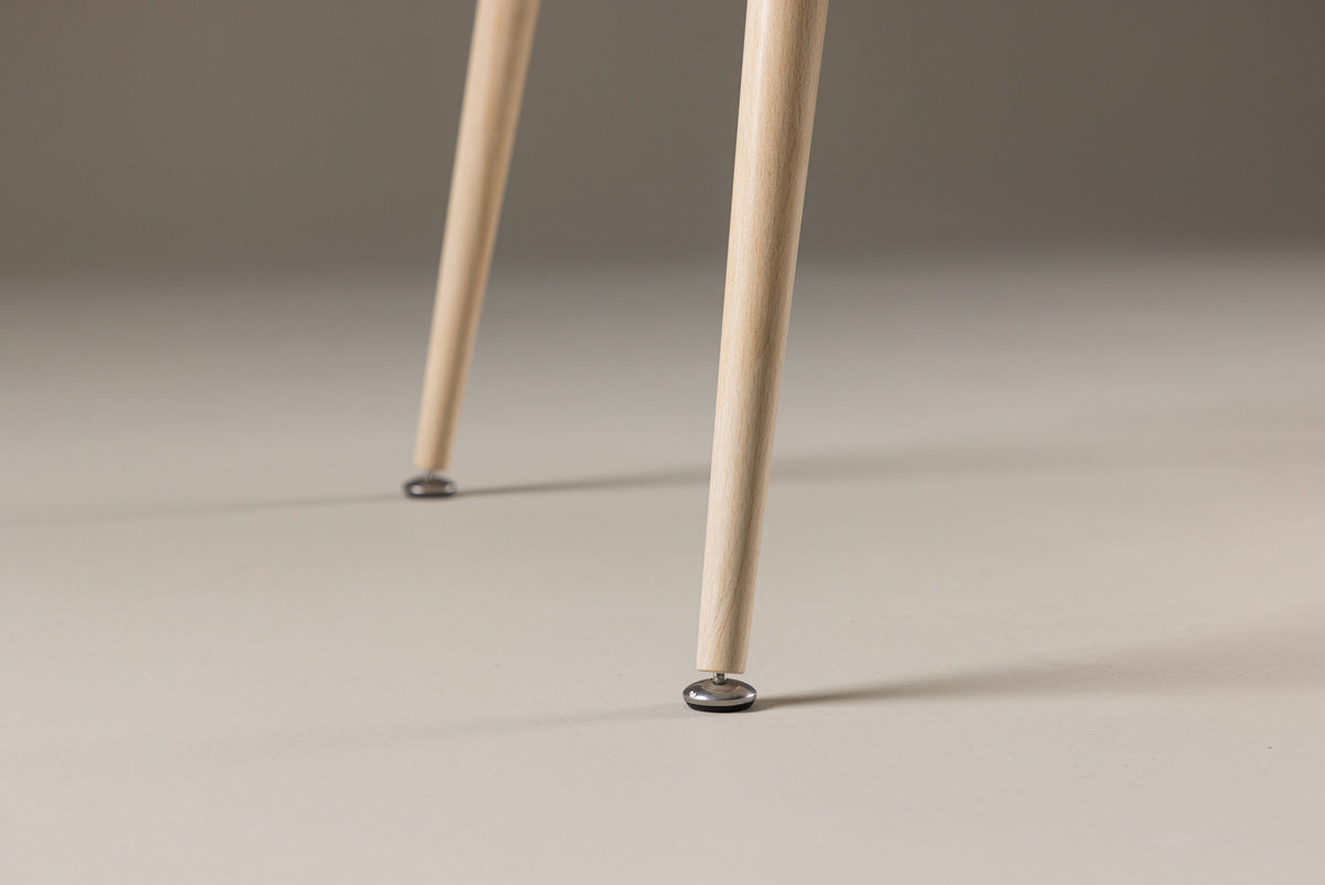Plaza Sofatisch in Tünchen präsentiert im Onlineshop von KAQTU Design AG. Beistelltisch ist von Venture Home