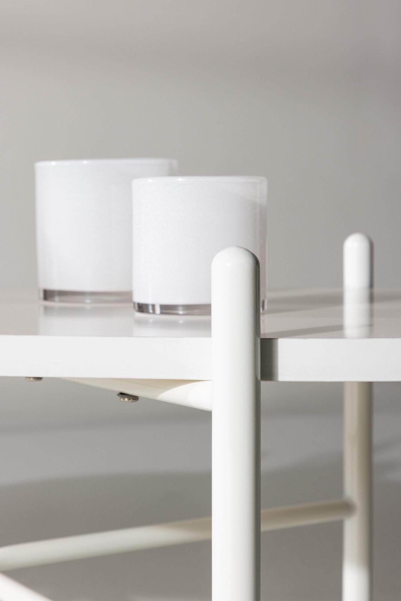 Eleganter Sofatisch Pueblo von Venture Home in edlem Beige.