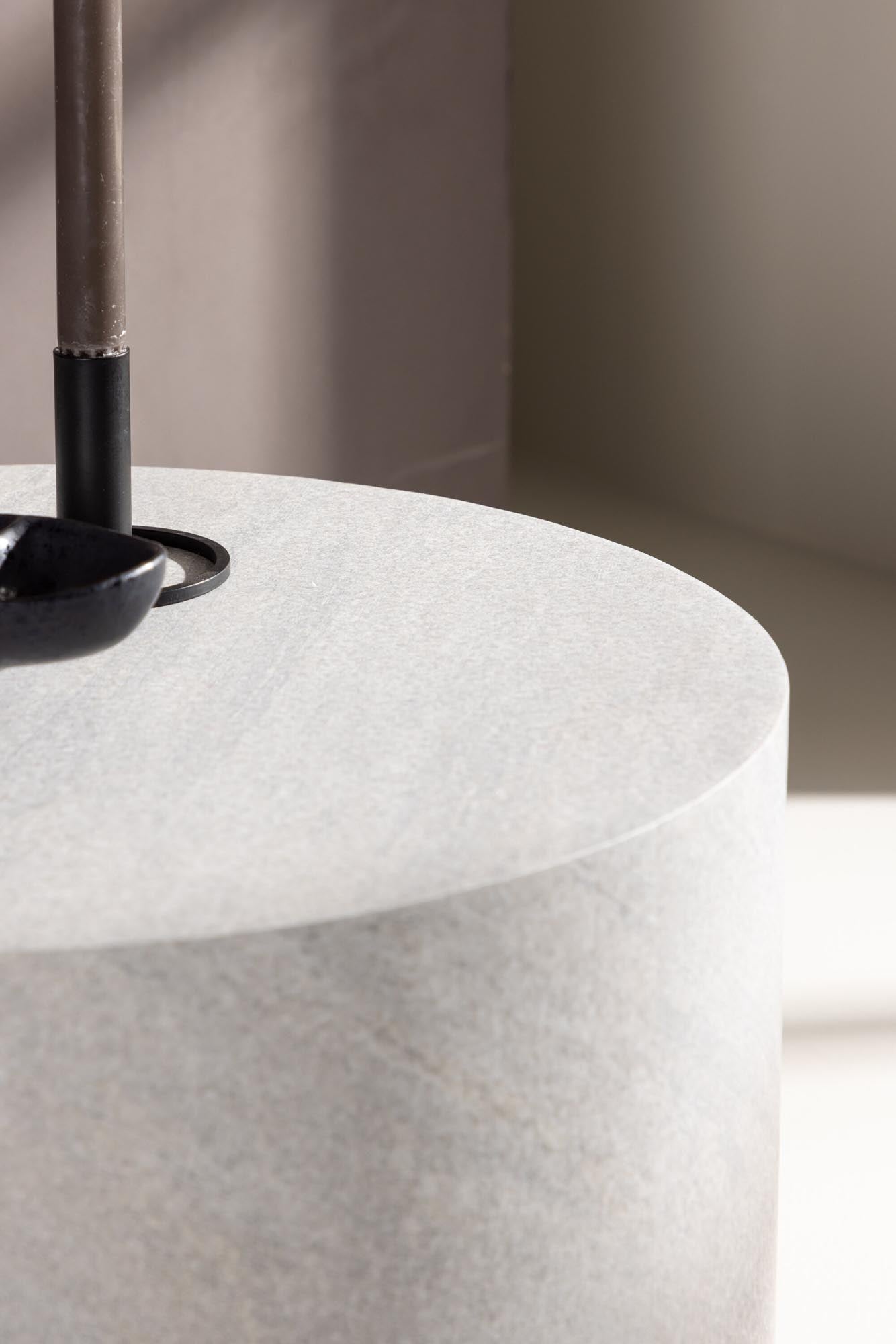 York Sofatisch von Venture Home: Stilvoller Mittelpunkt für Ihr Wohnzimmer.