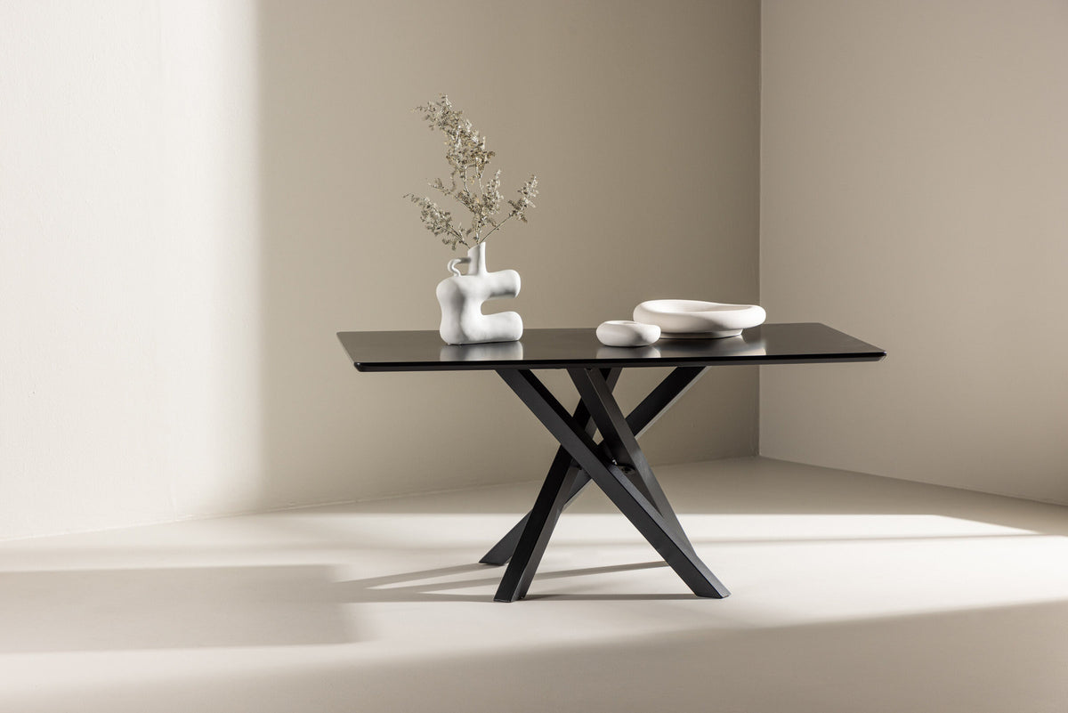 Piazza Sofatisch in Schwarz präsentiert im Onlineshop von KAQTU Design AG. Beistelltisch ist von Venture Home
