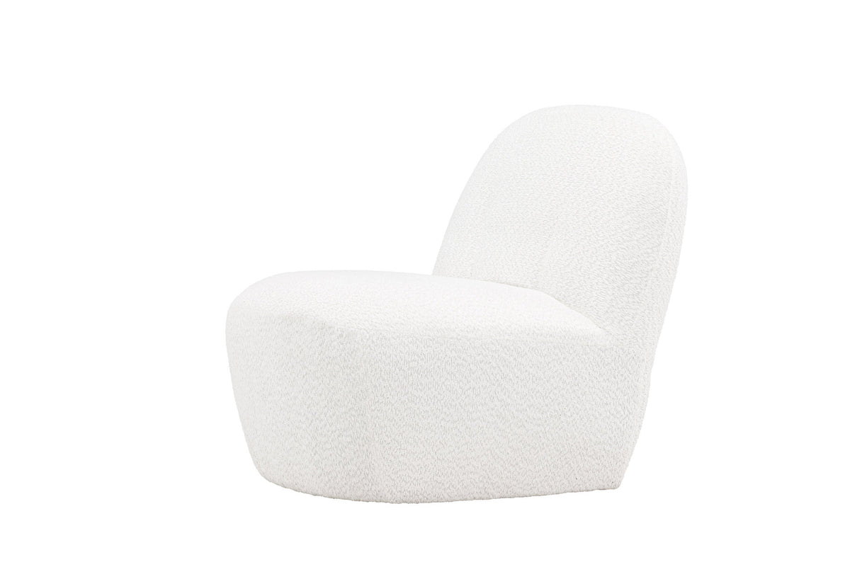 Mahla Loungestuhl in Weiss präsentiert im Onlineshop von KAQTU Design AG. Sessel ist von Venture Home