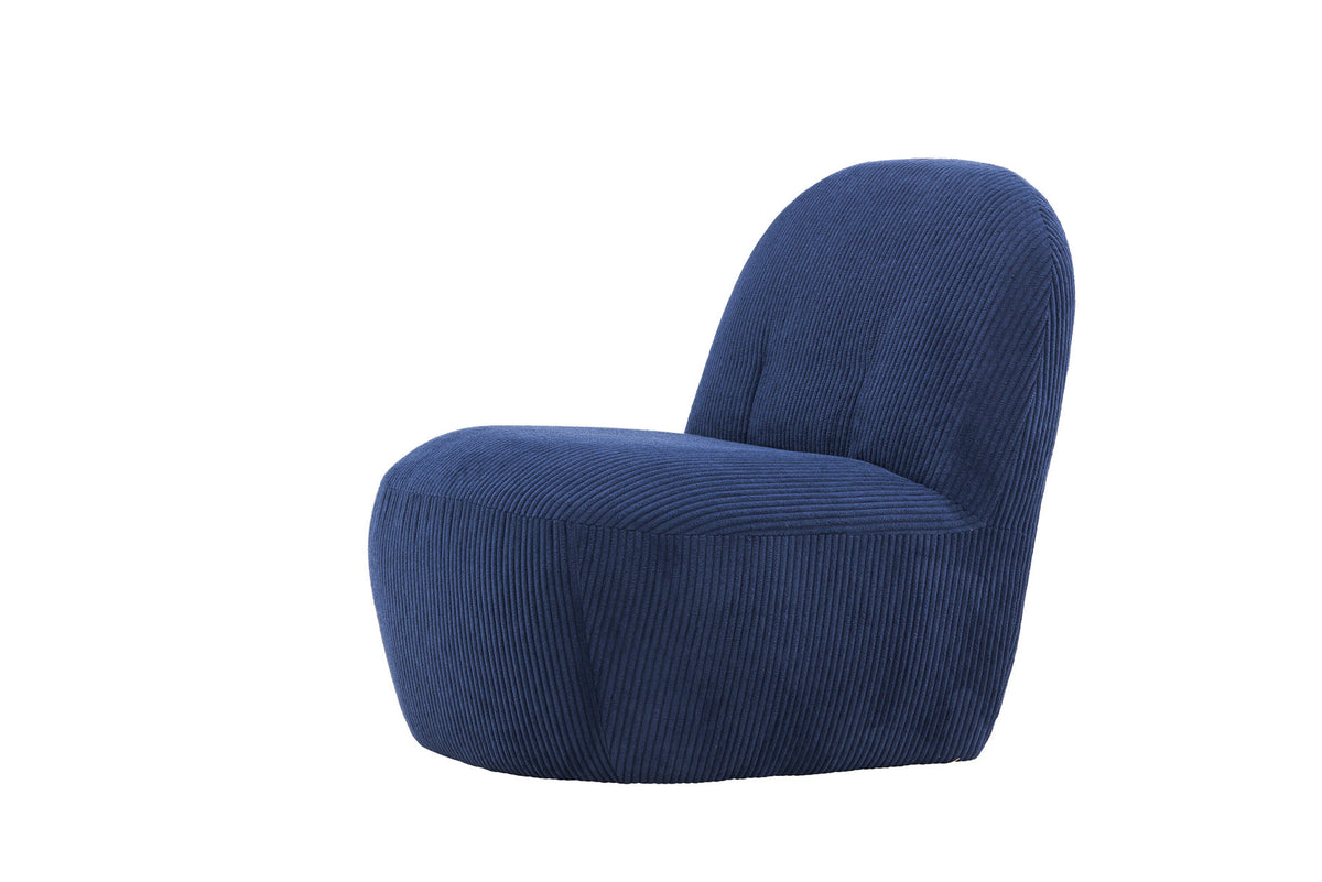 Mahla Loungestuhl in Navy präsentiert im Onlineshop von KAQTU Design AG. Sessel ist von Venture Home