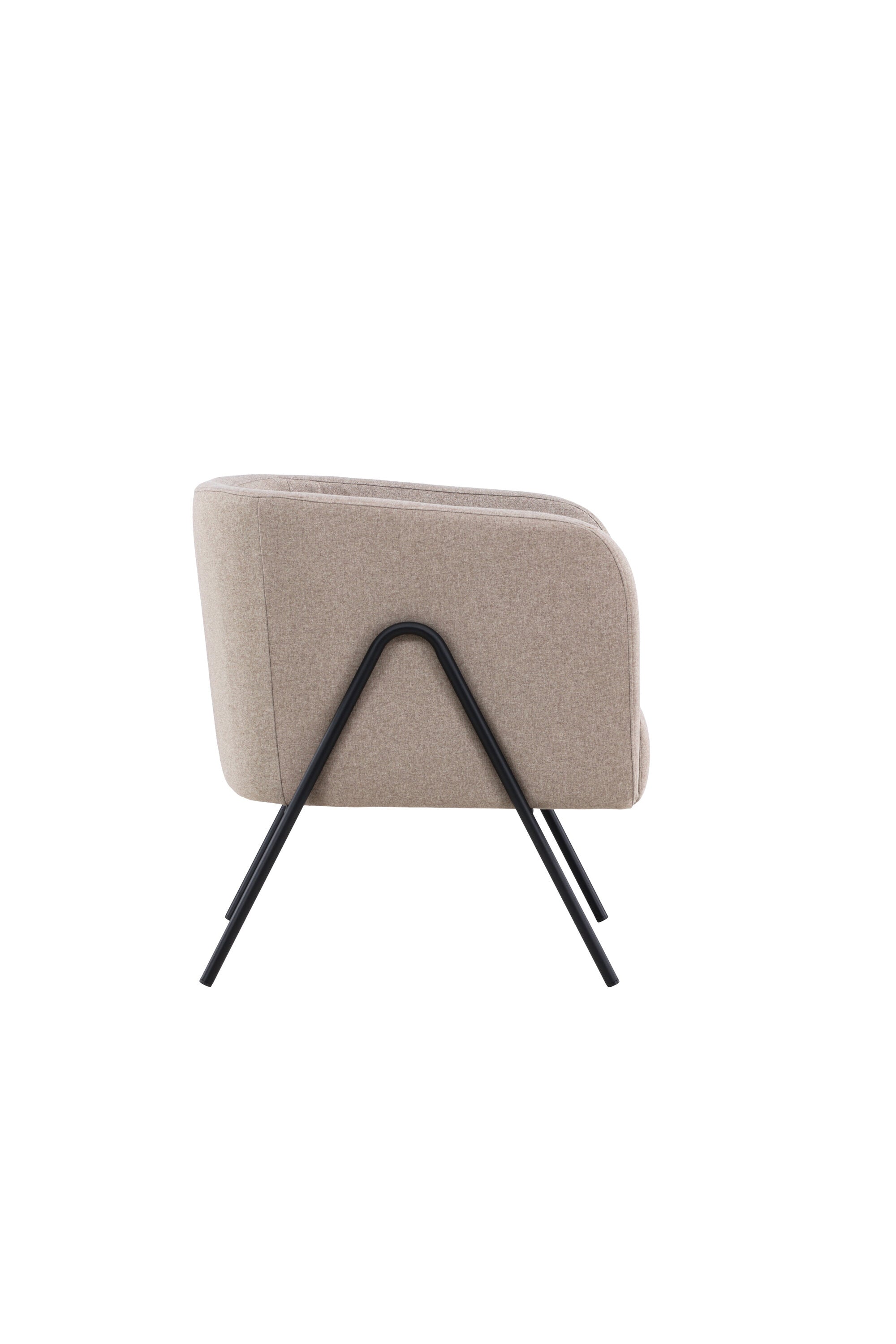 Eleganter Rika Sessel in sanftem Beige, ideal für stilvolle Wohnräume. Bequeme Polsterung und modernes Design von Venture Home.