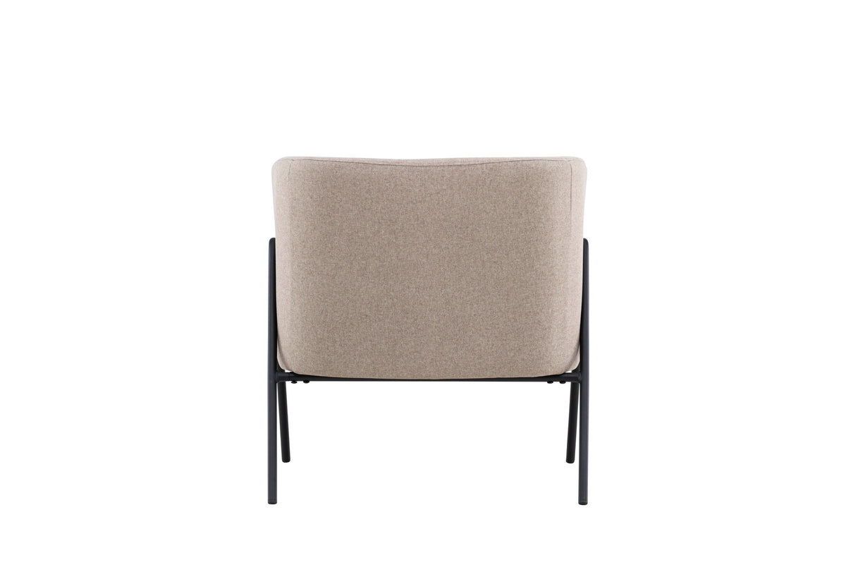 Rika Sessel in Beige präsentiert im Onlineshop von KAQTU Design AG. Sessel mit Armlehnen ist von Venture Home