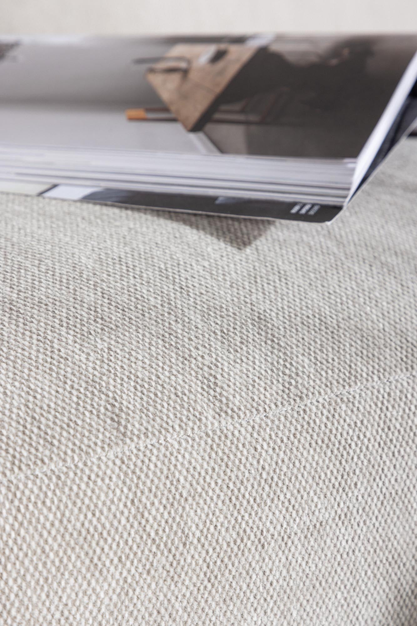 Elio 3-Sitzer Sofa: Stilvoller Komfort für Ihr modernes Zuhause.