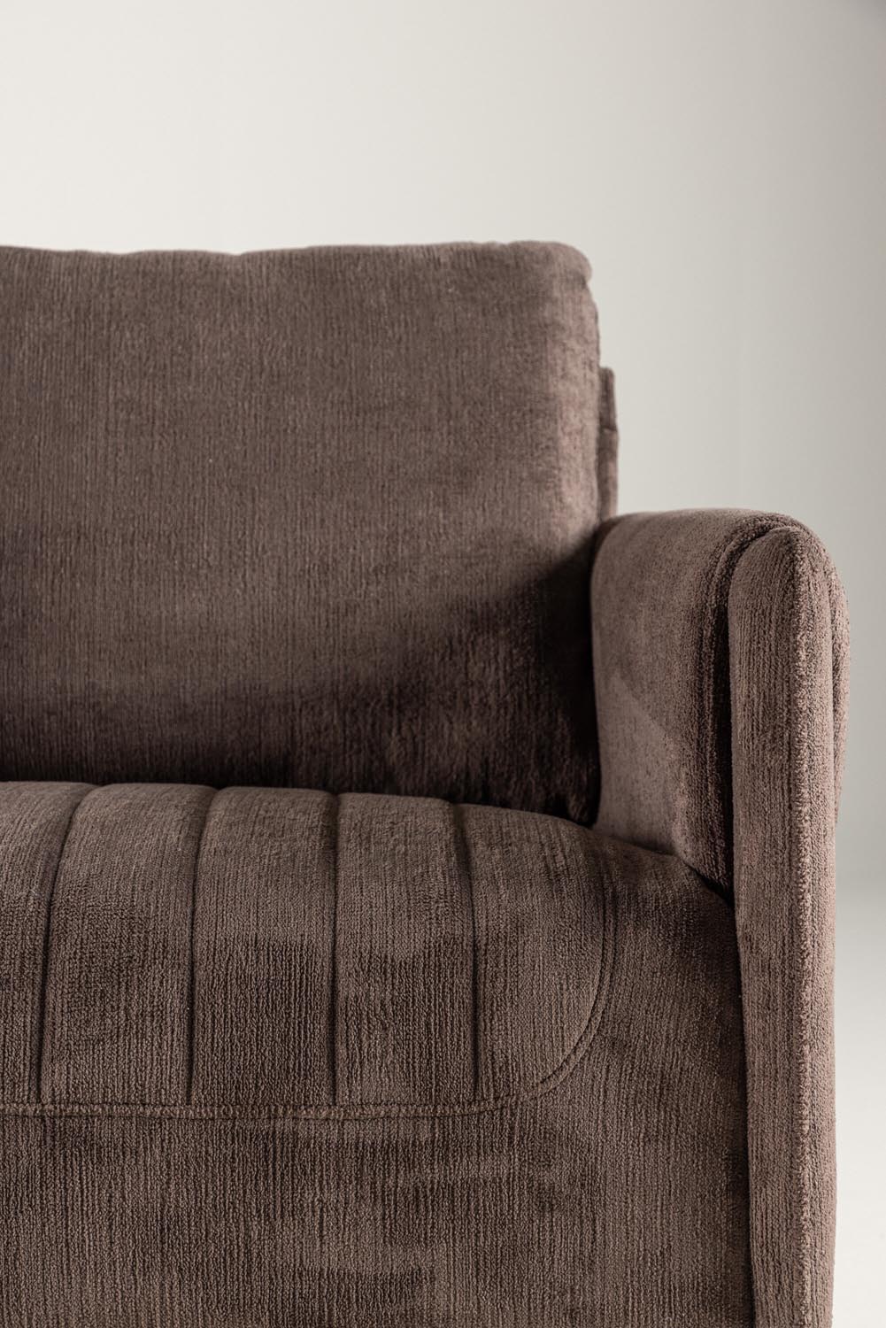Indigo 2-Seat Sofa in Schwarz Braun präsentiert im Onlineshop von KAQTU Design AG. 2er Sofa ist von Venture Home