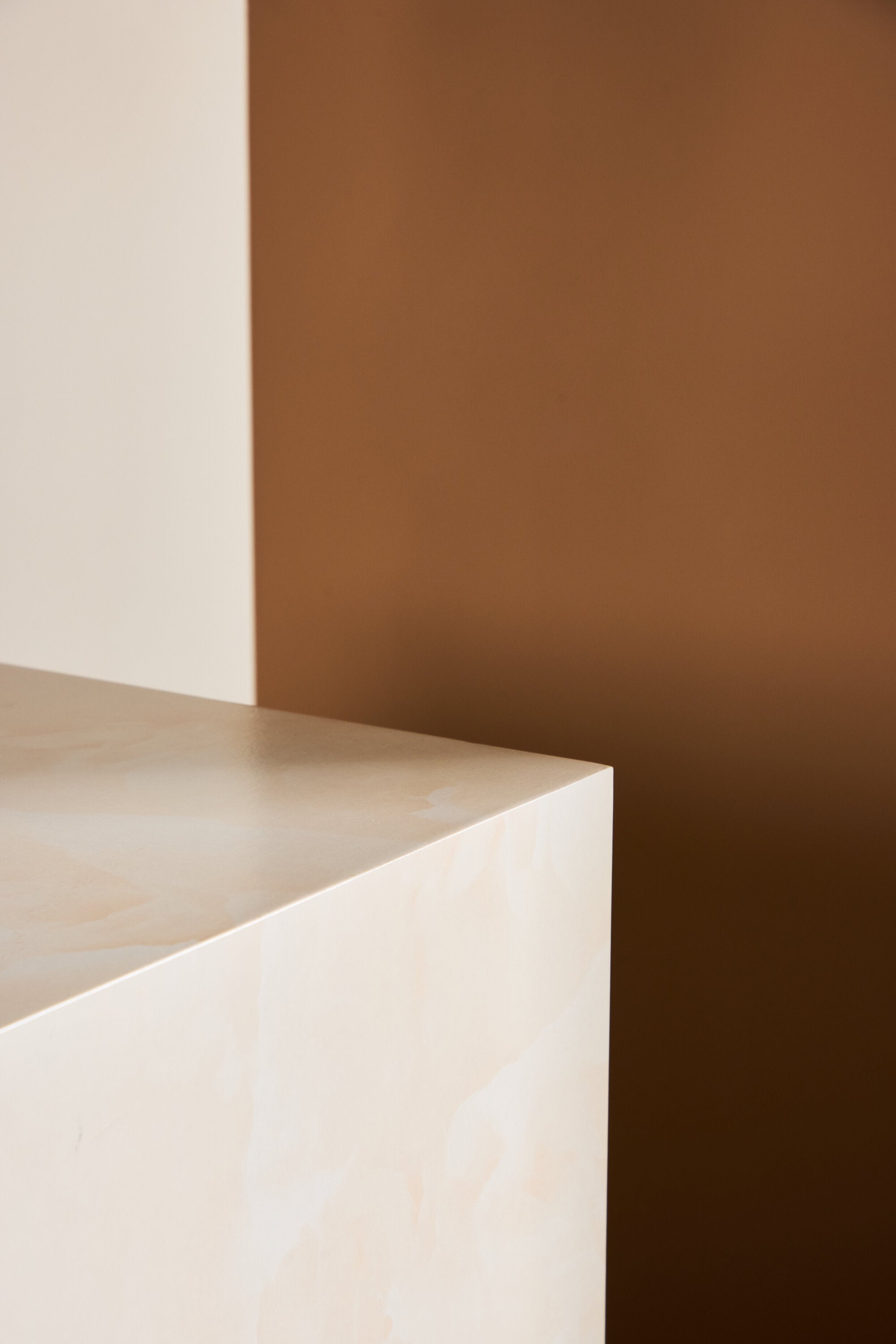 York Sofatisch in Gelb präsentiert im Onlineshop von KAQTU Design AG. Beistelltisch ist von Venture Home