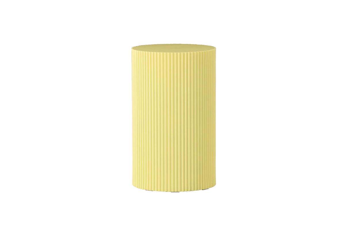 Lenox Beistelltisch in Gelb präsentiert im Onlineshop von KAQTU Design AG. Beistelltisch ist von Venture Home