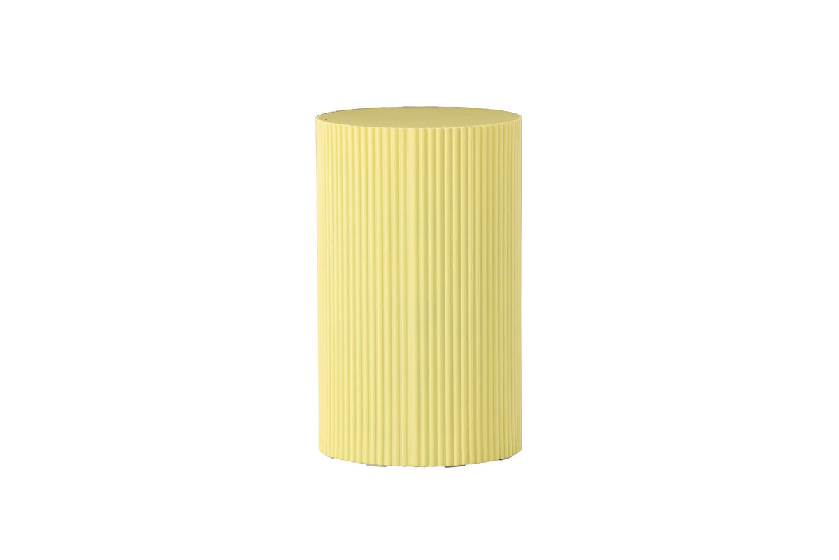 Lenox Beistelltisch in Gelb präsentiert im Onlineshop von KAQTU Design AG. Beistelltisch ist von Venture Home