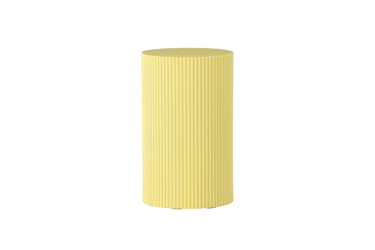 Lenox Beistelltisch in Gelb präsentiert im Onlineshop von KAQTU Design AG. Beistelltisch ist von Venture Home