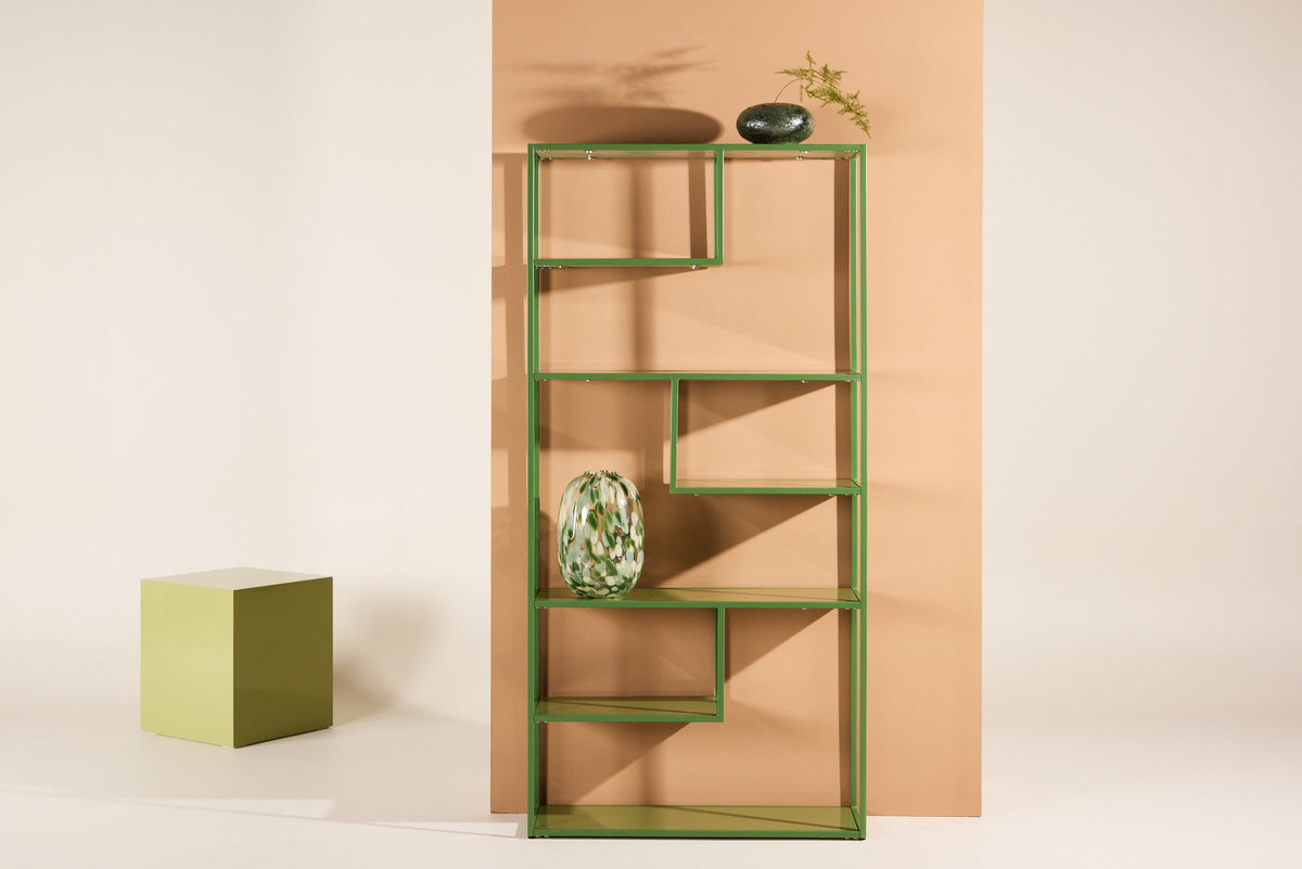 Staalregal in Grün präsentiert im Onlineshop von KAQTU Design AG. Standregal ist von Venture Home