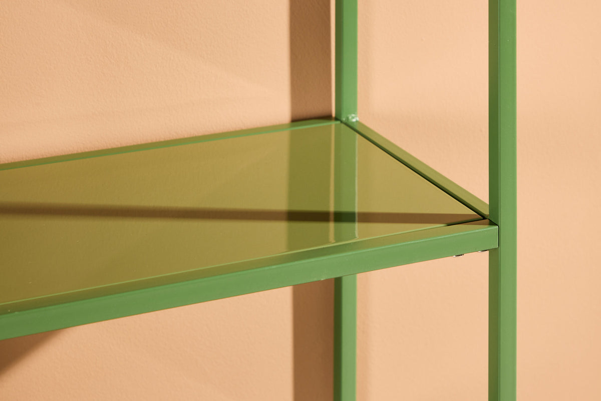Staalregal in Grün präsentiert im Onlineshop von KAQTU Design AG. Standregal ist von Venture Home