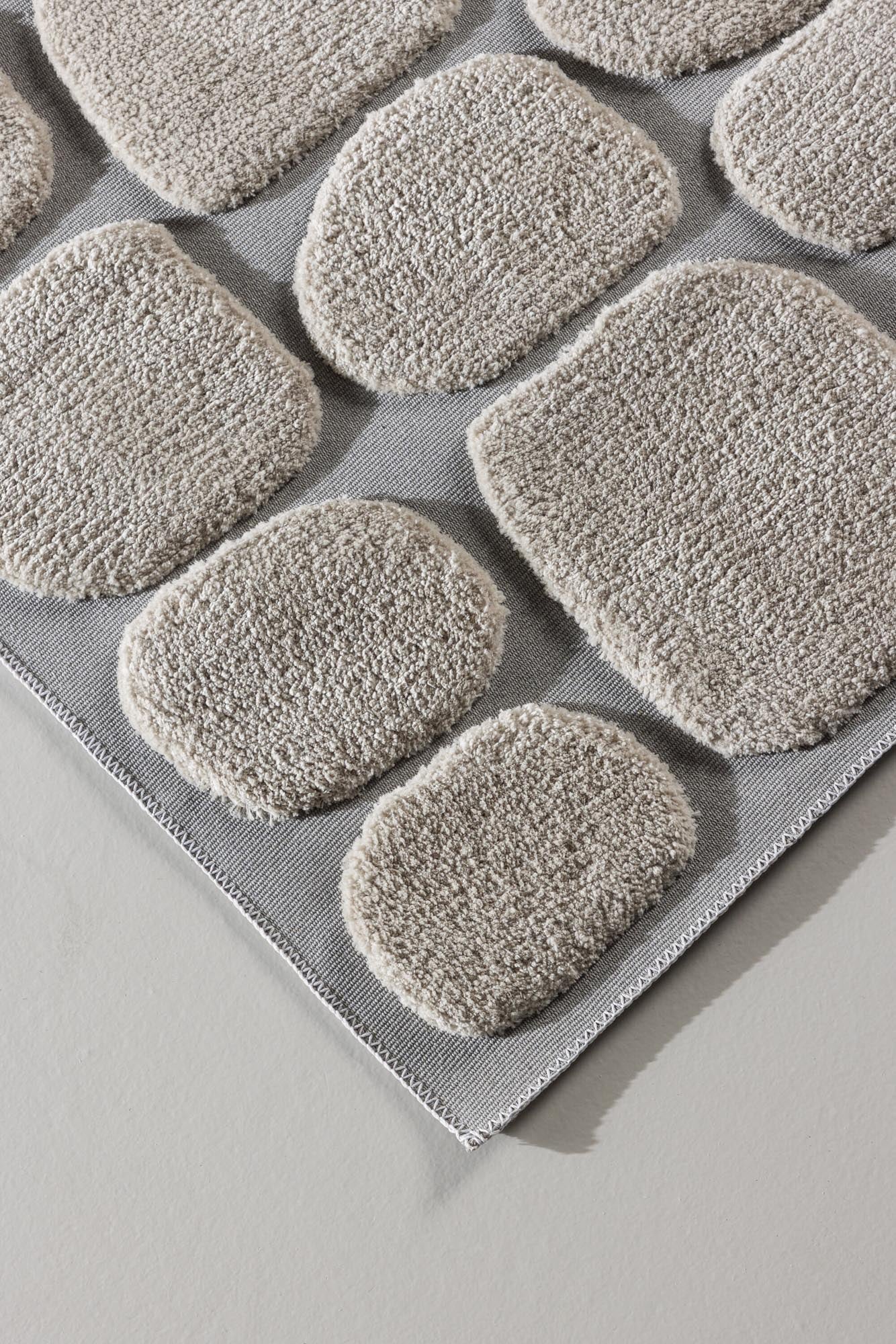 Octavius Teppich: Eleganz und Komfort für Ihr modernes Interieur.