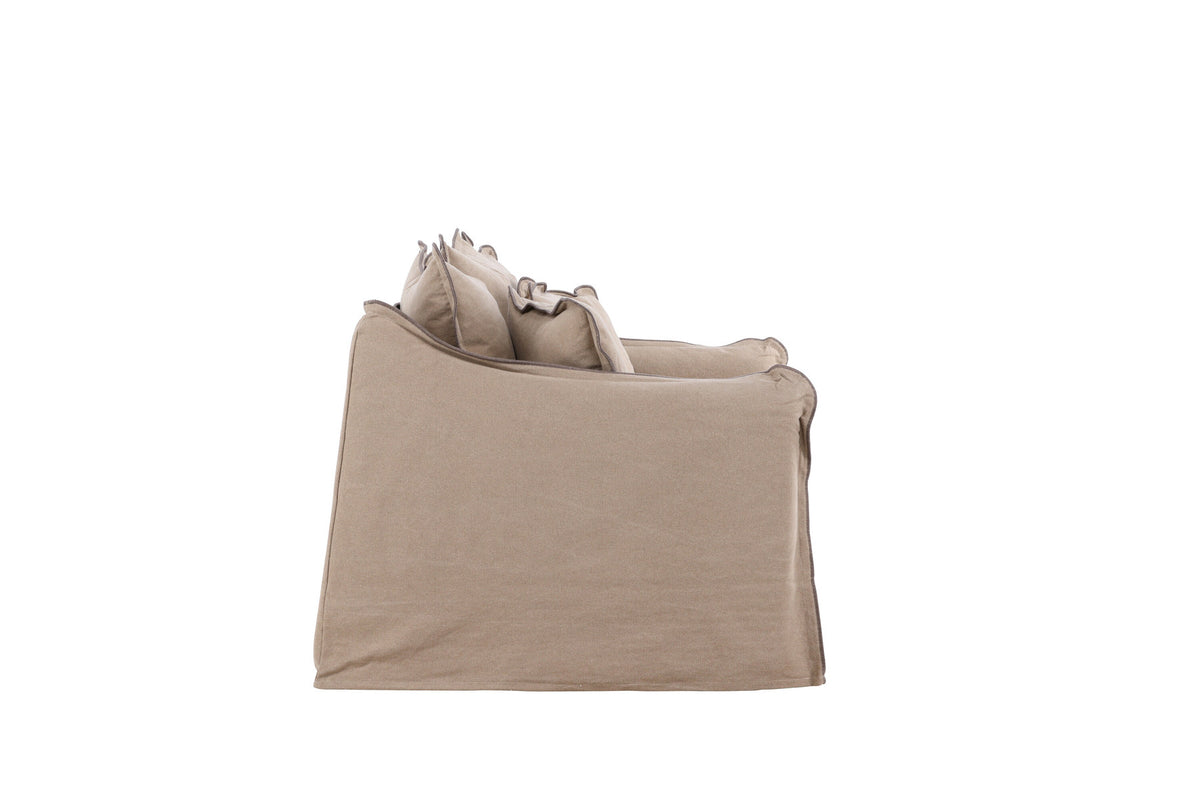 Oskarshamn 3 Seater Sofa in Beige/Brown präsentiert im Onlineshop von KAQTU Design AG. 3er Sofa ist von Vind