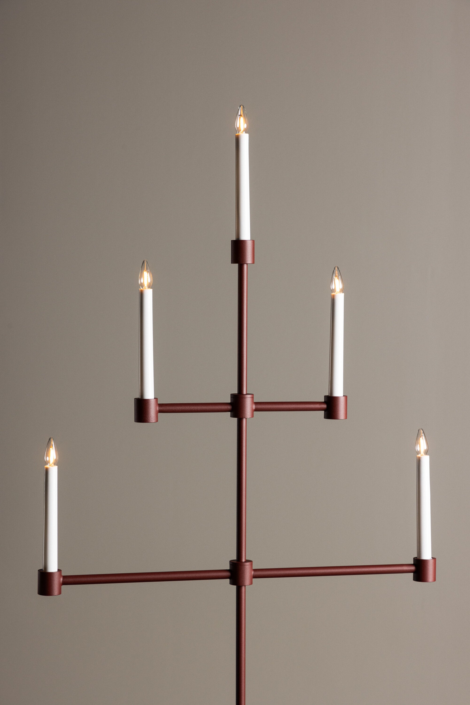 Avoriaz Tischleuchte in Rot-Weiss präsentiert im Onlineshop von KAQTU Design AG. Tischleuchte ist von Venture Home
