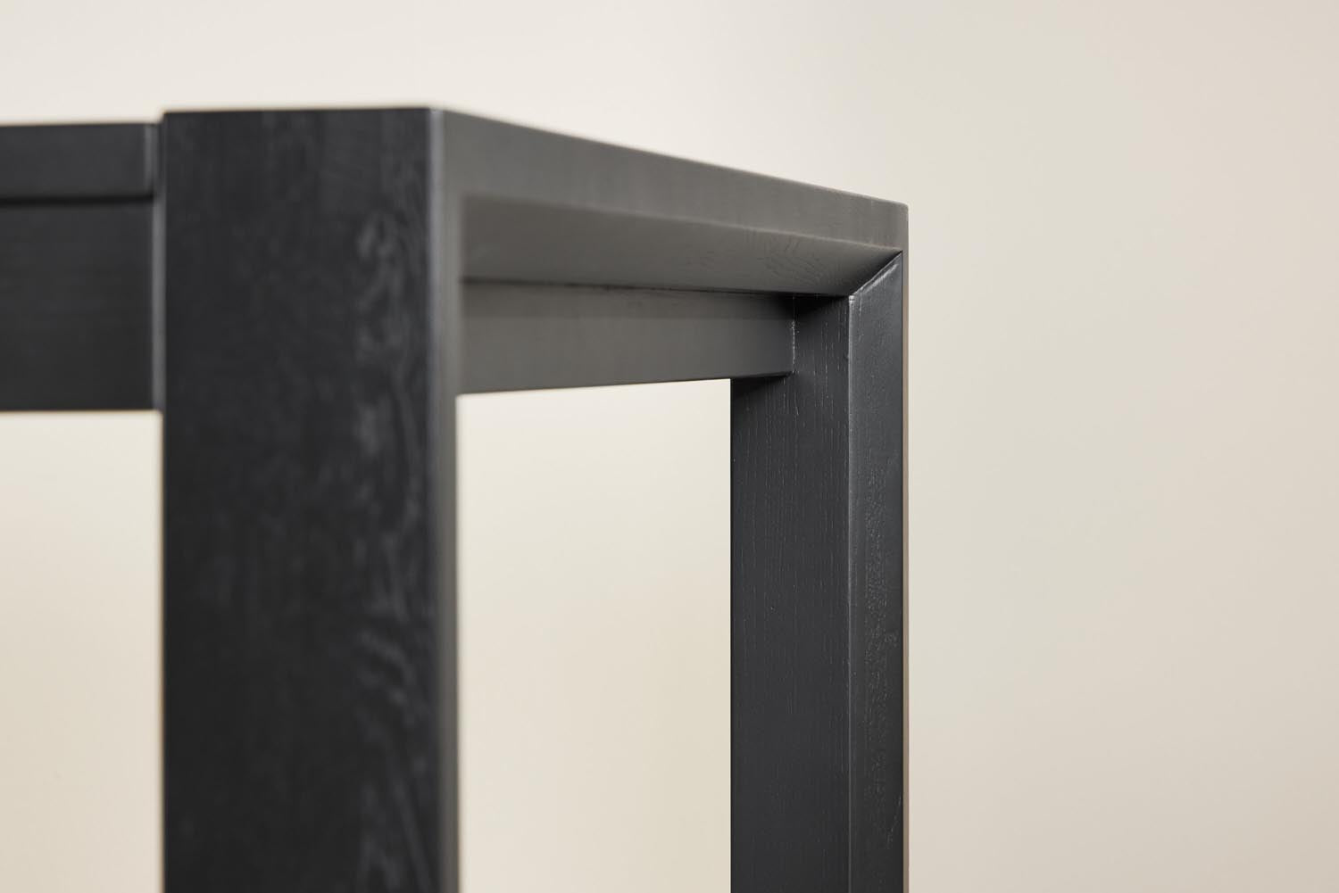 Slider Esstisch in Black präsentiert im Onlineshop von KAQTU Design AG. Esstisch ist von Vind