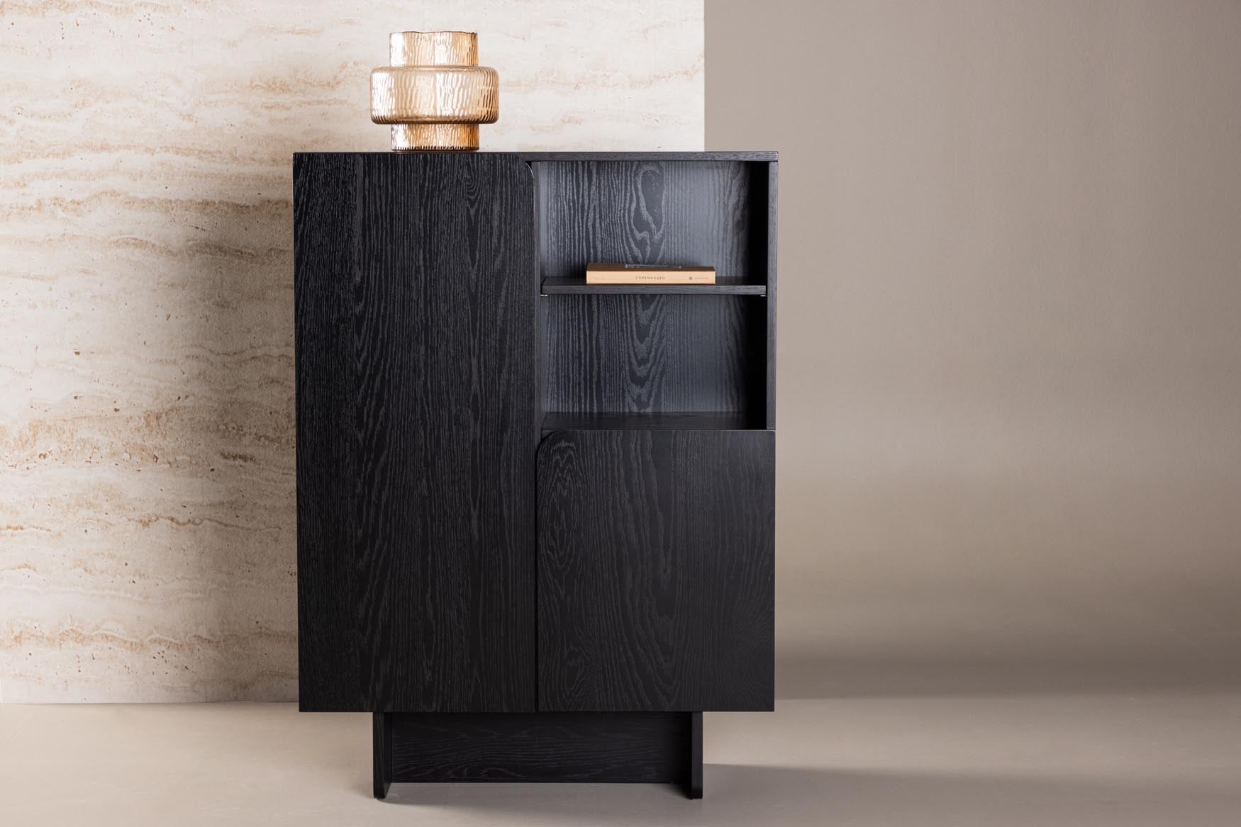 Stilvolles Tyresö Cabinet 80x110 cm von Vind, aus hochwertigem MDF.