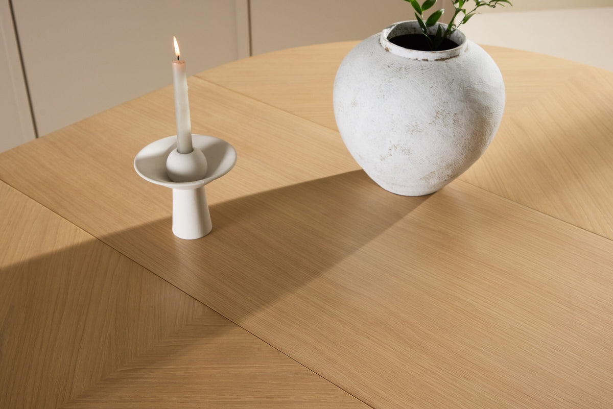 Rechteckiger Esstisch Strada in Whitewash präsentiert im Onlineshop von KAQTU Design AG. Esstisch ist von Venture Home