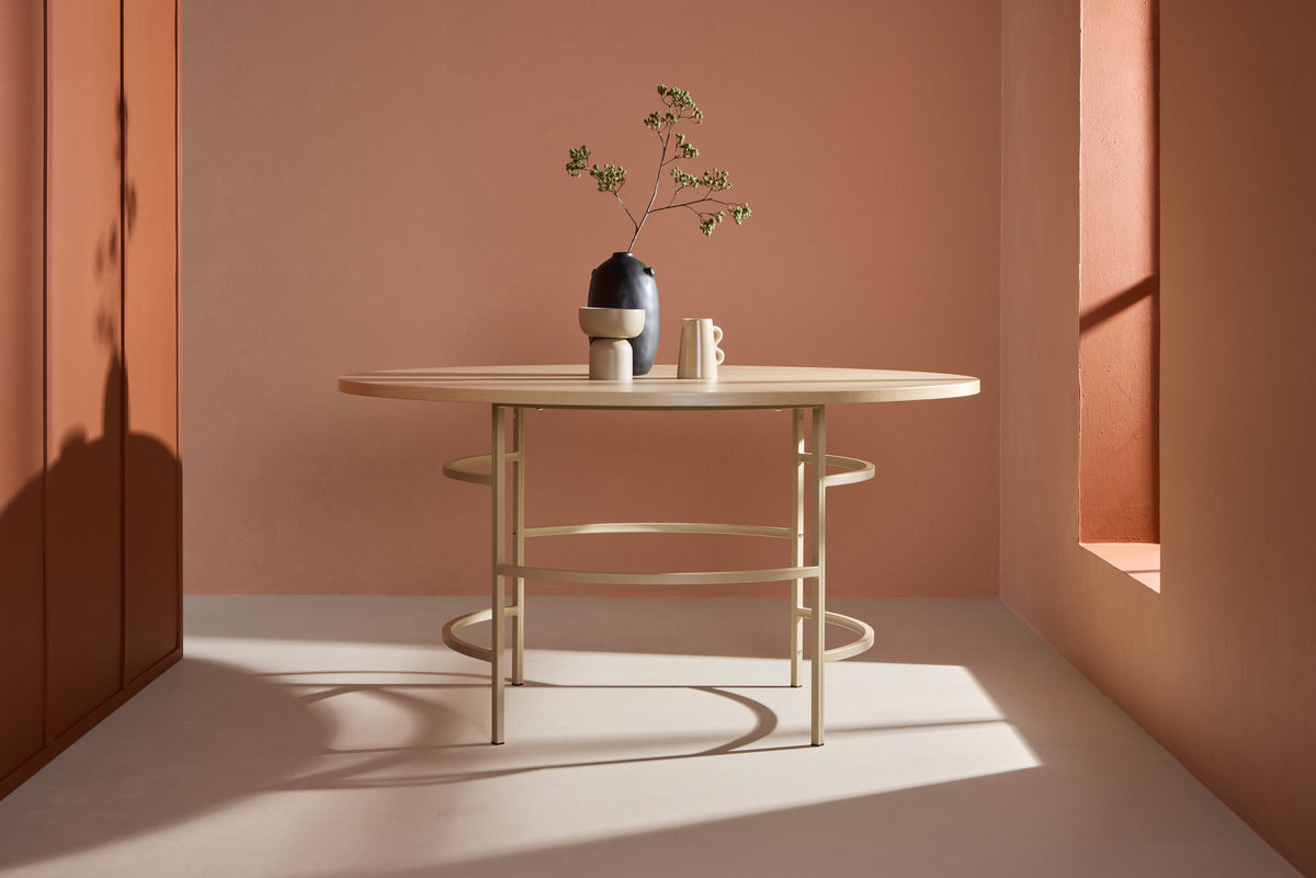 Copenhagen Esstisch in Whitewash präsentiert im Onlineshop von KAQTU Design AG. Esstisch ist von Venture Home