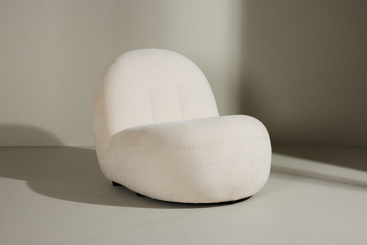 Omaha Sessel in Beige präsentiert im Onlineshop von KAQTU Design AG. Sessel ist von Venture Home