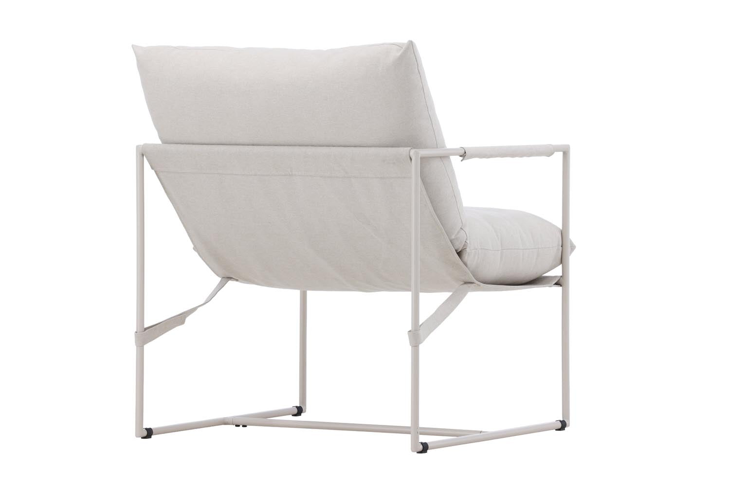 Joline Armlehnstuhl in Beige präsentiert im Onlineshop von KAQTU Design AG. Stuhl mit Armlehne ist von Venture Home