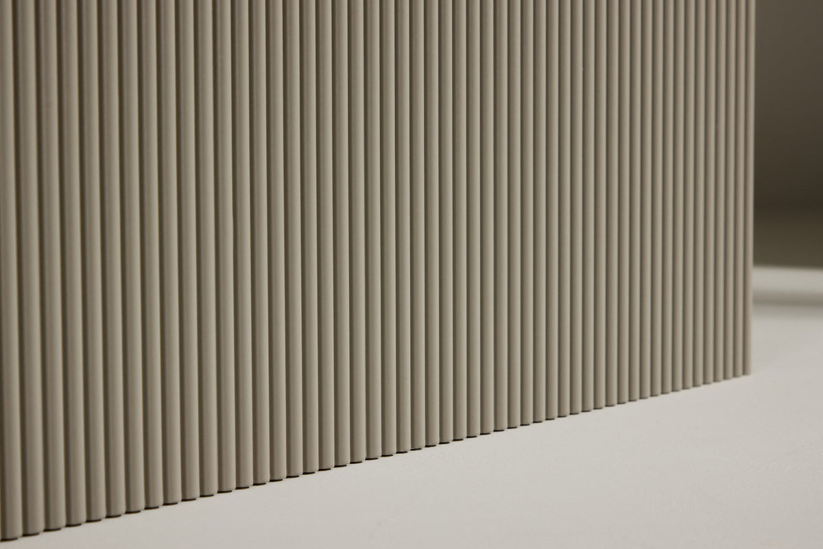Lenox Beistelltisch in Beige präsentiert im Onlineshop von KAQTU Design AG. Beistelltisch ist von Venture Home