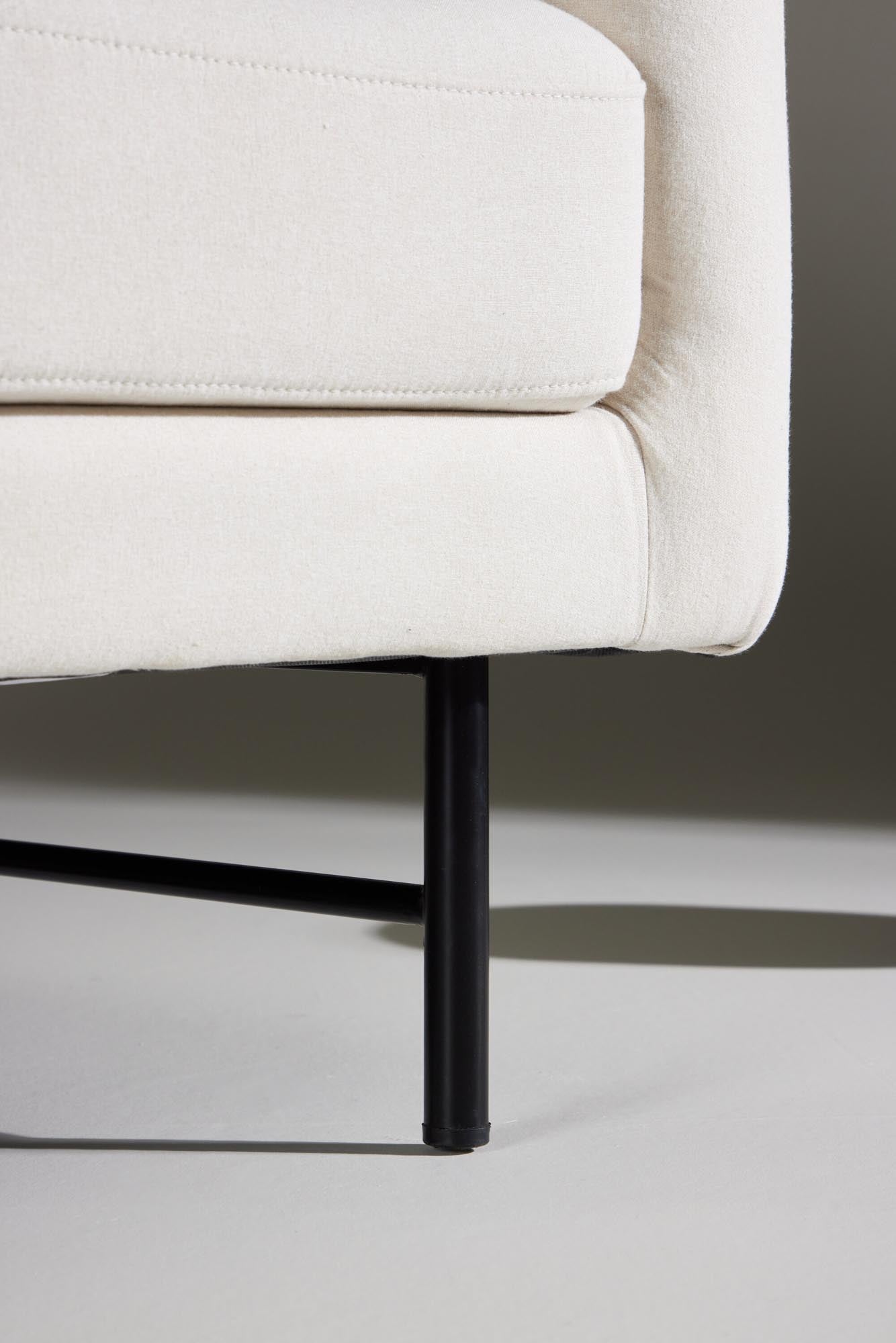 Entdecken Sie den Sessel Sky von Venture Home: Hochwertige Materialien, elegantes Design und optimaler Komfort für Ihr Zuhause.