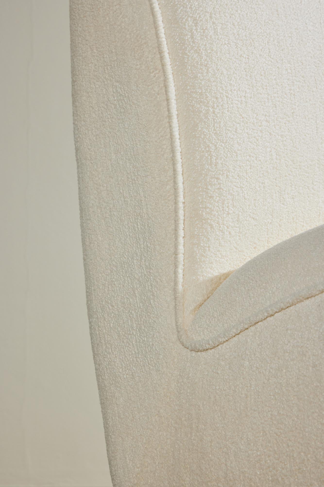 Eleganter My Loungesessel von Venture Home, ideal für stilvolles Relaxen, mit modernem Design und erstklassigem Komfort.