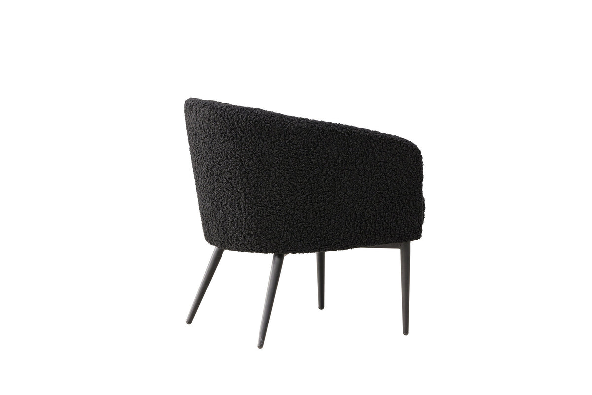 Fluffy Sessel in Schwarz präsentiert im Onlineshop von KAQTU Design AG. Sessel mit Armlehnen ist von Venture Home
