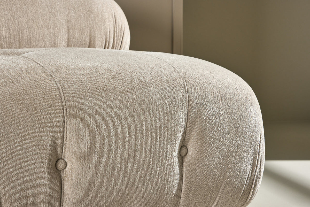 Mika Sofa Modul in Beige präsentiert im Onlineshop von KAQTU Design AG. Modulares Sofa ist von Venture Home