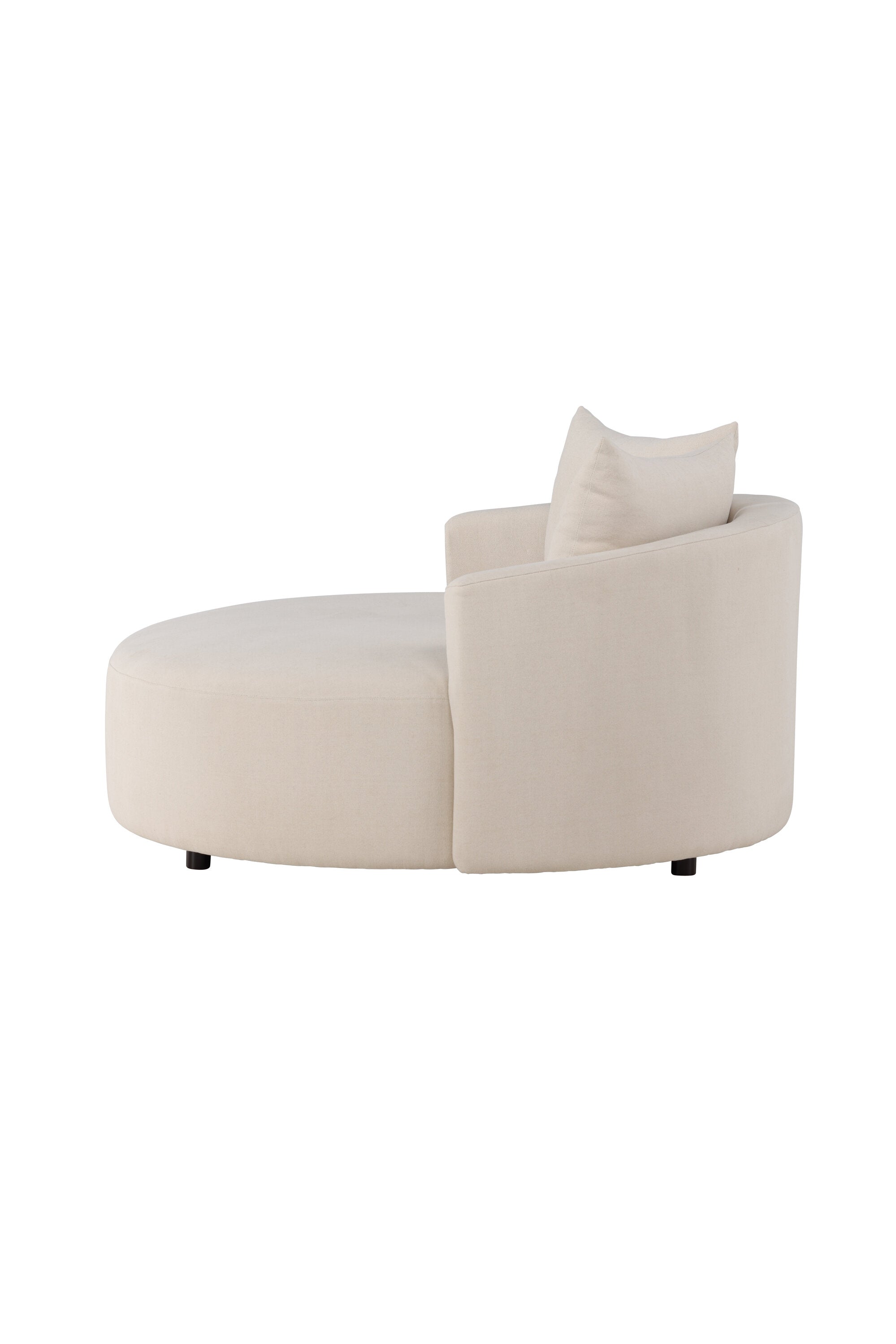 Das Kelso 3-Sitzer Sofa von Venture Home bietet zeitgemässen Stil und Komfort, perfekt für moderne Wohnräume.