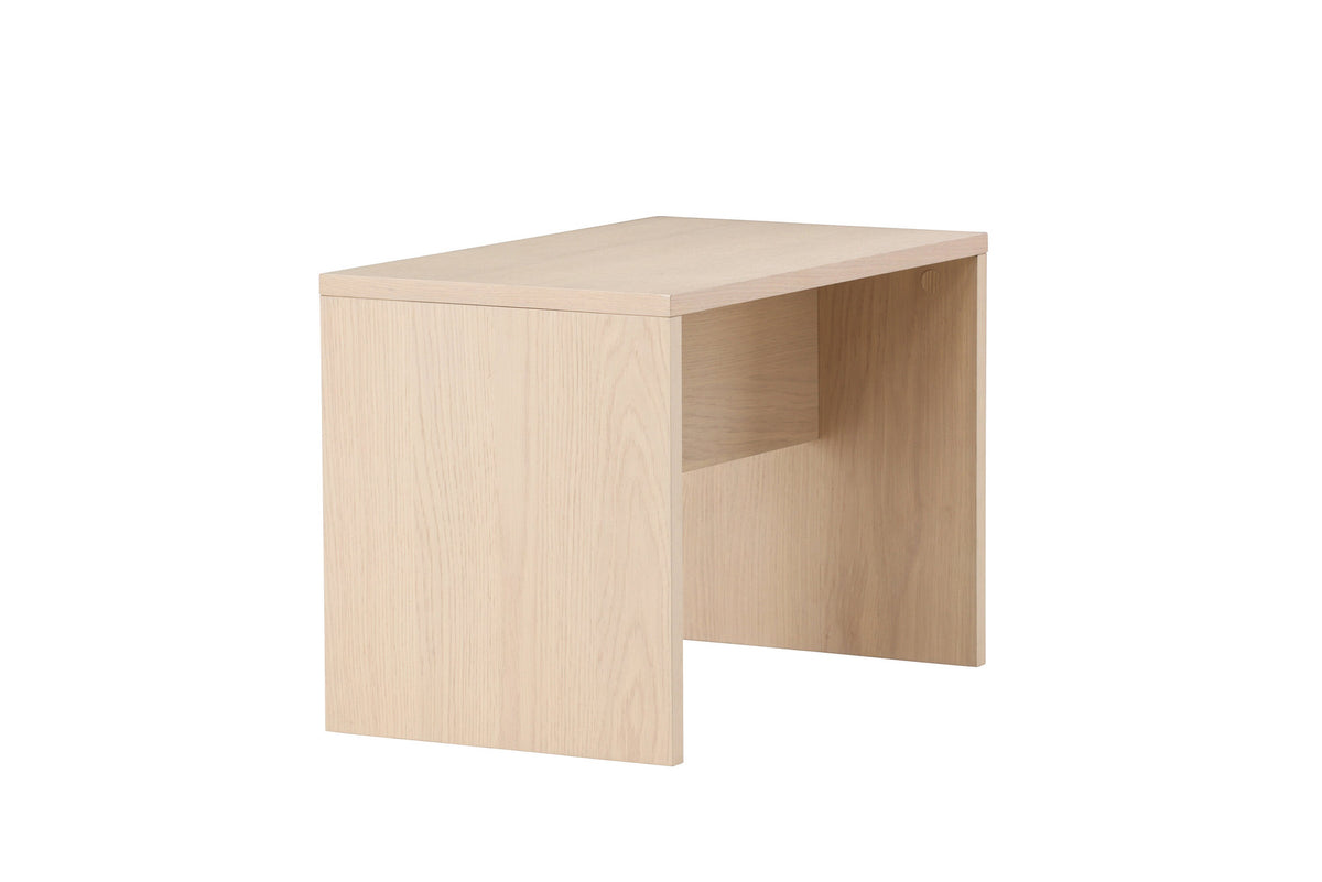 Juni Sofatisch in Whitewash präsentiert im Onlineshop von KAQTU Design AG. Beistelltisch ist von Venture Home