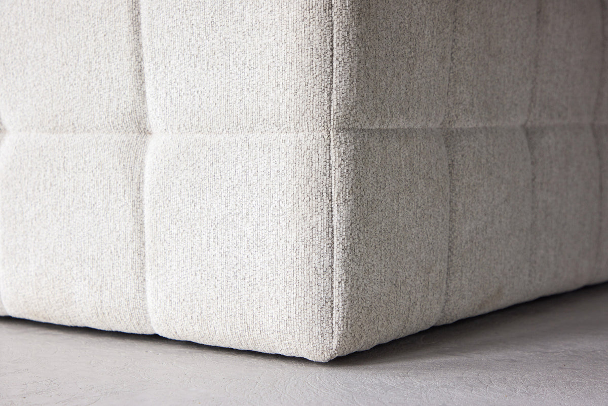 Malou Sessel in Beige präsentiert im Onlineshop von KAQTU Design AG. Sessel ist von Venture Home