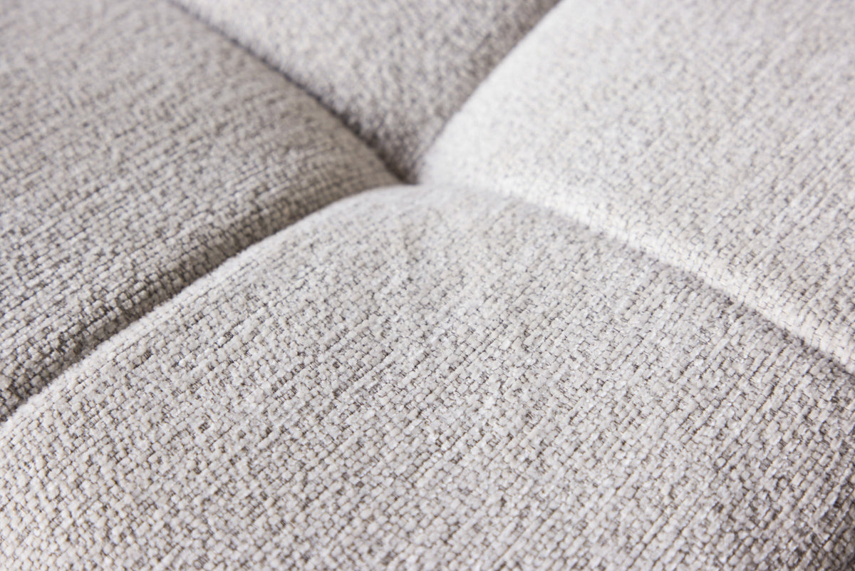 Malou Sessel in Beige präsentiert im Onlineshop von KAQTU Design AG. Sessel ist von Venture Home