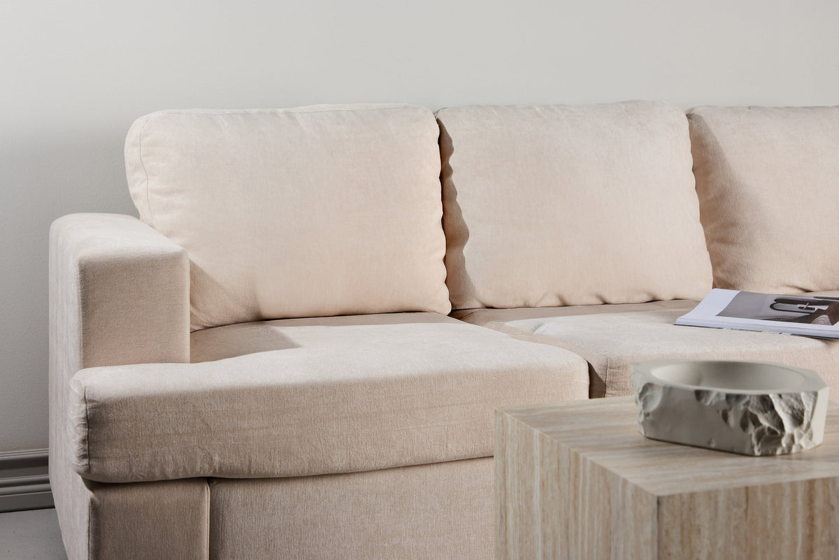 Sani 3-Sitzer-Sofa in Greige präsentiert im Onlineshop von KAQTU Design AG. 3er Sofa ist von Venture Home