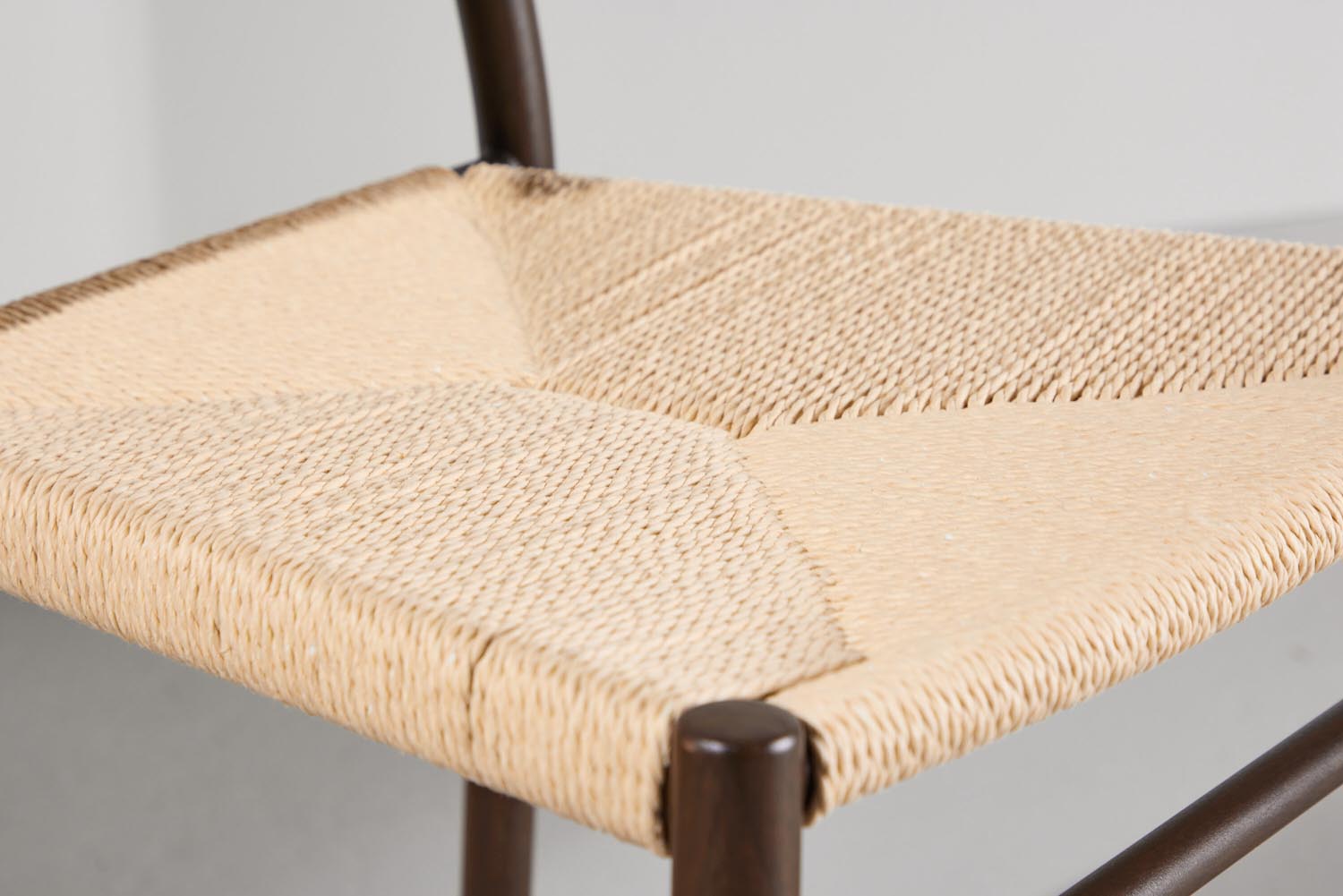 Polly Esszimmerstuhl in Mokka präsentiert im Onlineshop von KAQTU Design AG. Stuhl ist von Venture Home