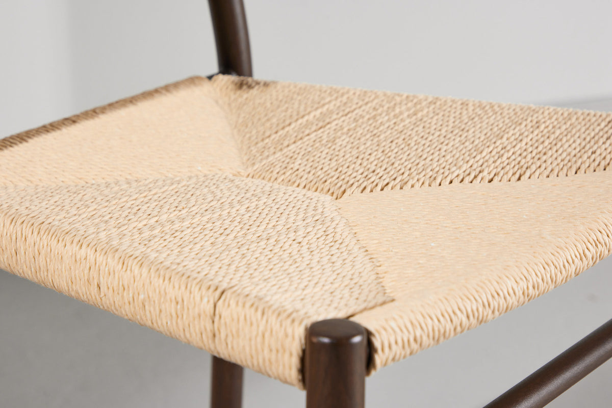 Polly Esszimmerstuhl in Mokka präsentiert im Onlineshop von KAQTU Design AG. Stuhl ist von Venture Home