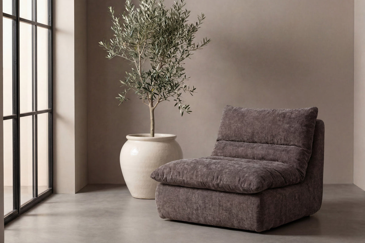 Selar Loungestuhl in Braun präsentiert im Onlineshop von KAQTU Design AG. Outdoor-Sessel ist von Venture Home