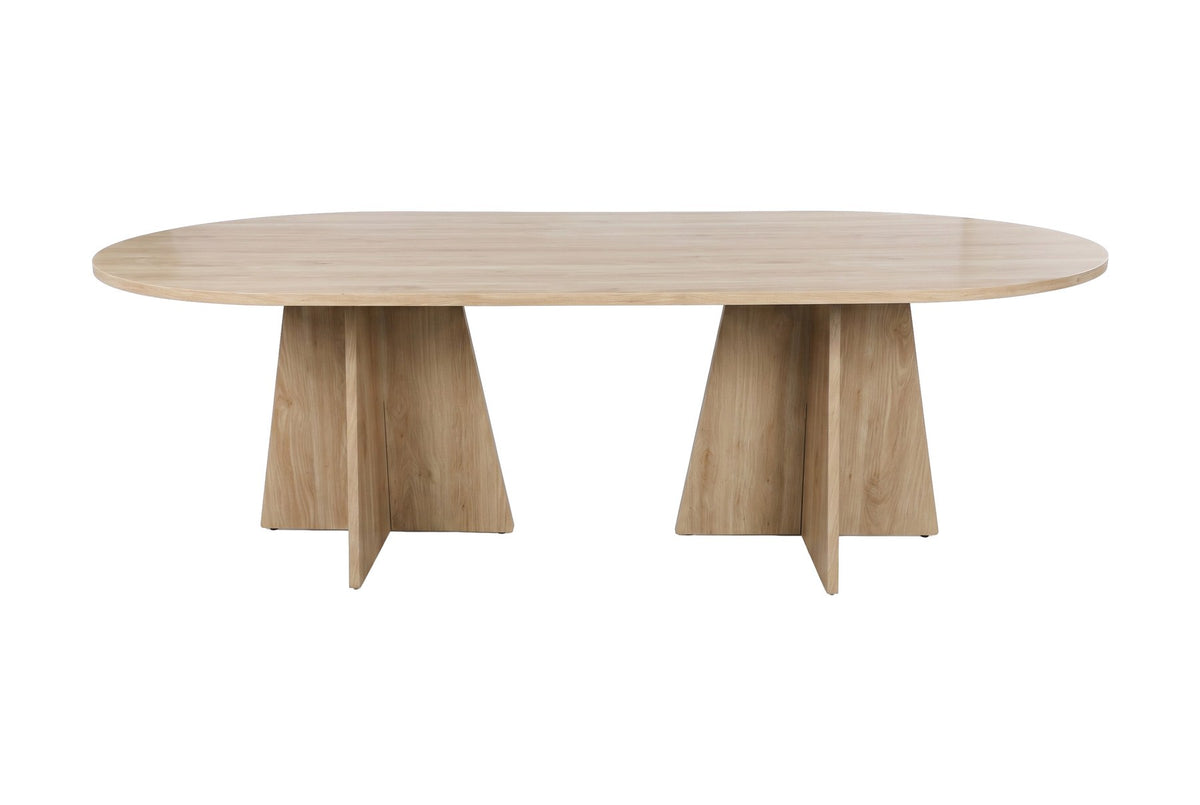 Ovaler Esstisch Bootcut in Eiche mit hellen Beinen, Tischplatte aus MDF mit Furnier, Masse 200x100 cm, freigestellt im Raum.