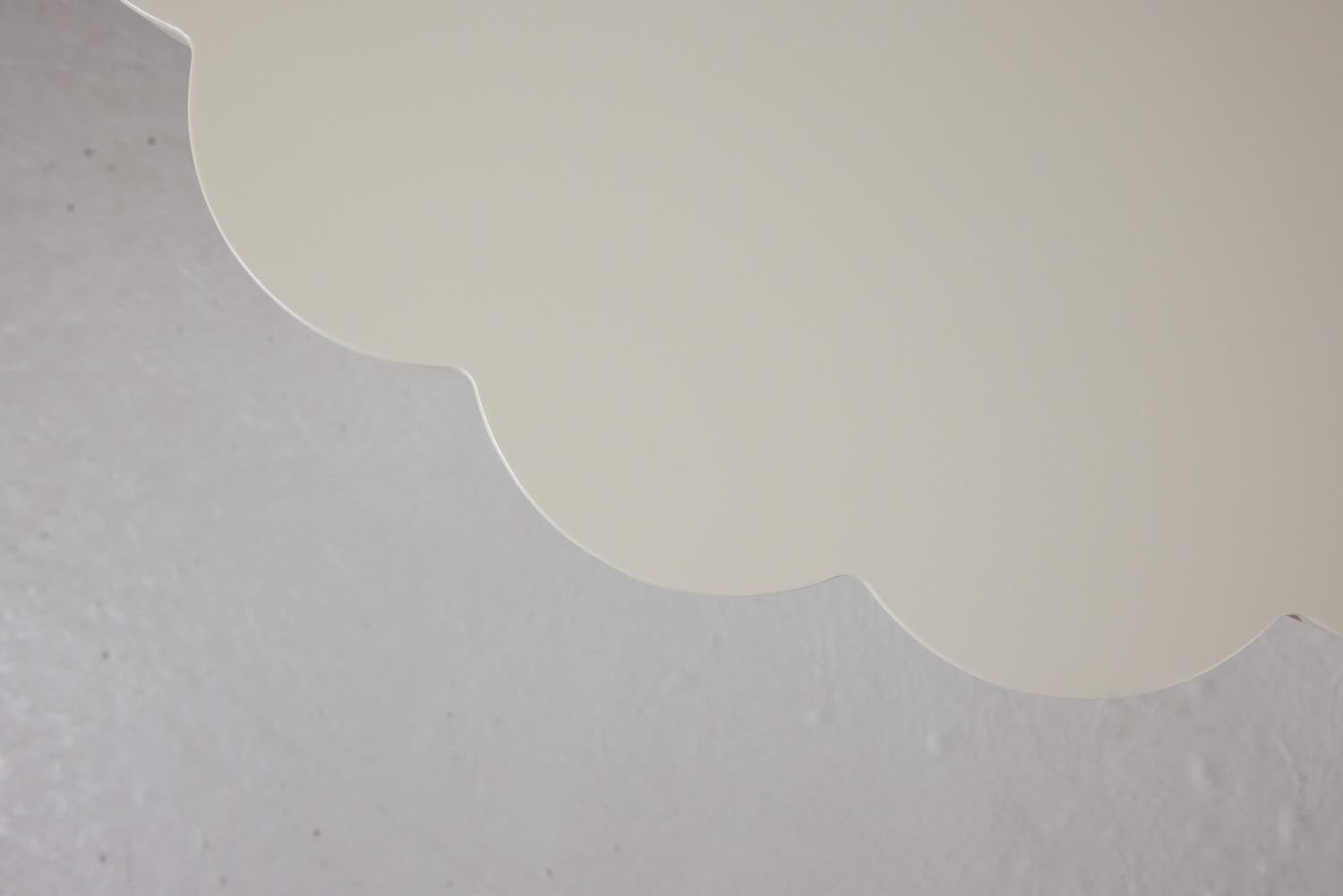 Krull Sofatisch in Beige präsentiert im Onlineshop von KAQTU Design AG. Beistelltisch ist von Venture Home