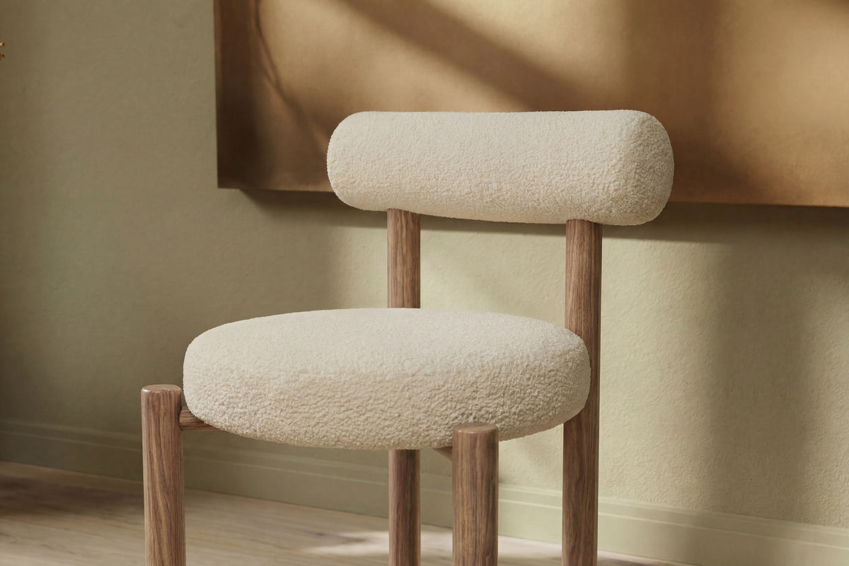 TIllo Barhocker in Weiss präsentiert im Onlineshop von KAQTU Design AG. Barstuhl ist von Venture Home