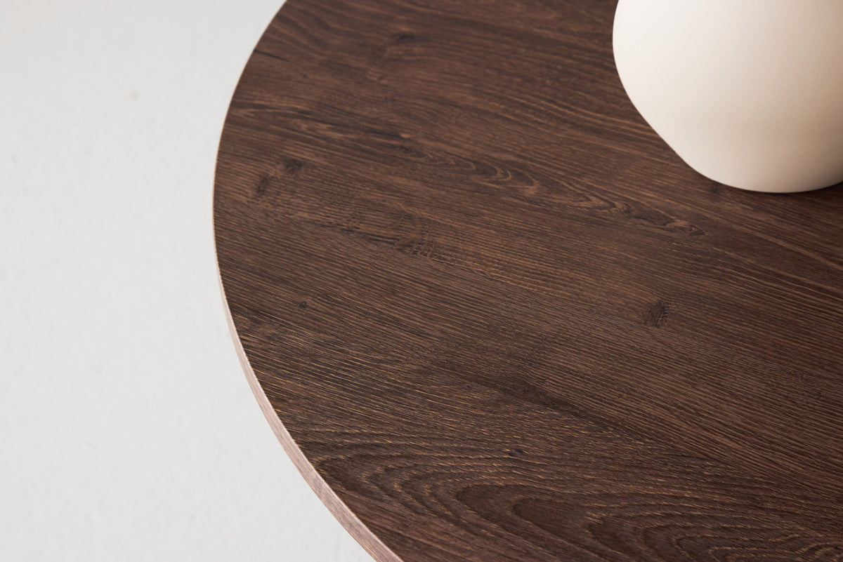 Tekla Sofatisch in Mokka präsentiert im Onlineshop von KAQTU Design AG. Beistelltisch ist von Venture Home
