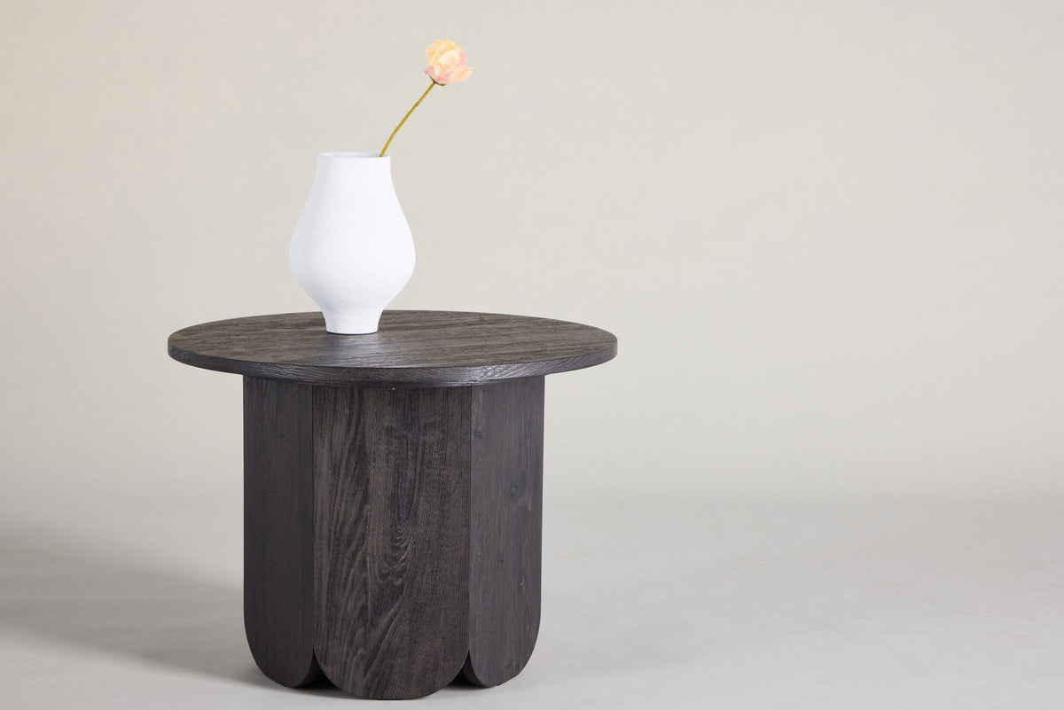 Tekla Sofatisch in Schwarz präsentiert im Onlineshop von KAQTU Design AG. Beistelltisch ist von Venture Home