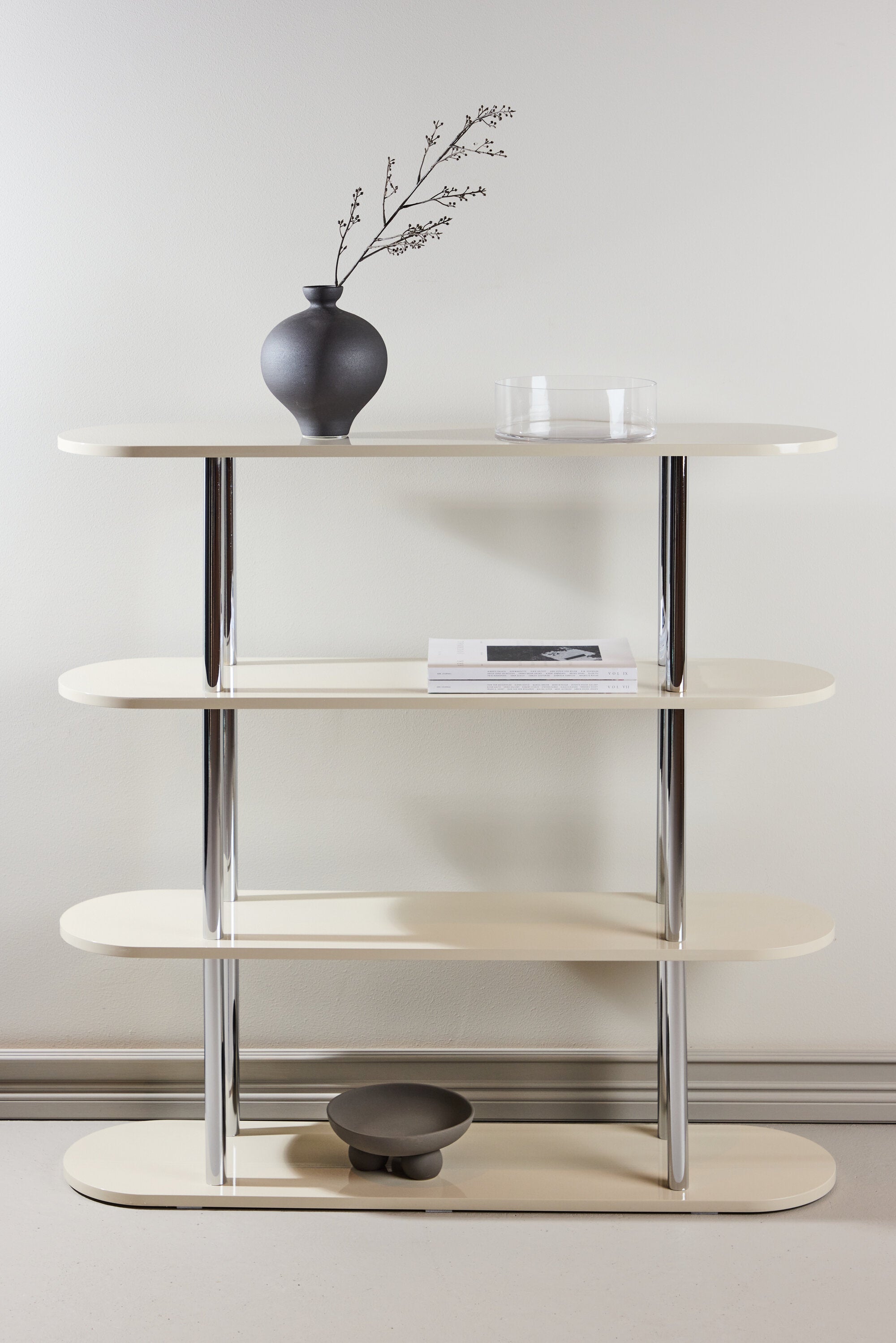 Zino-Regal in Weiss präsentiert im Onlineshop von KAQTU Design AG. Standregal ist von Venture Home