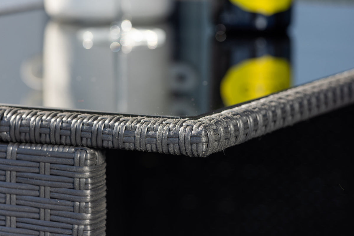 Knock Bar Set in Schwarz Schwarz präsentiert im Onlineshop von KAQTU Design AG. Loungeset ist von Venture Home