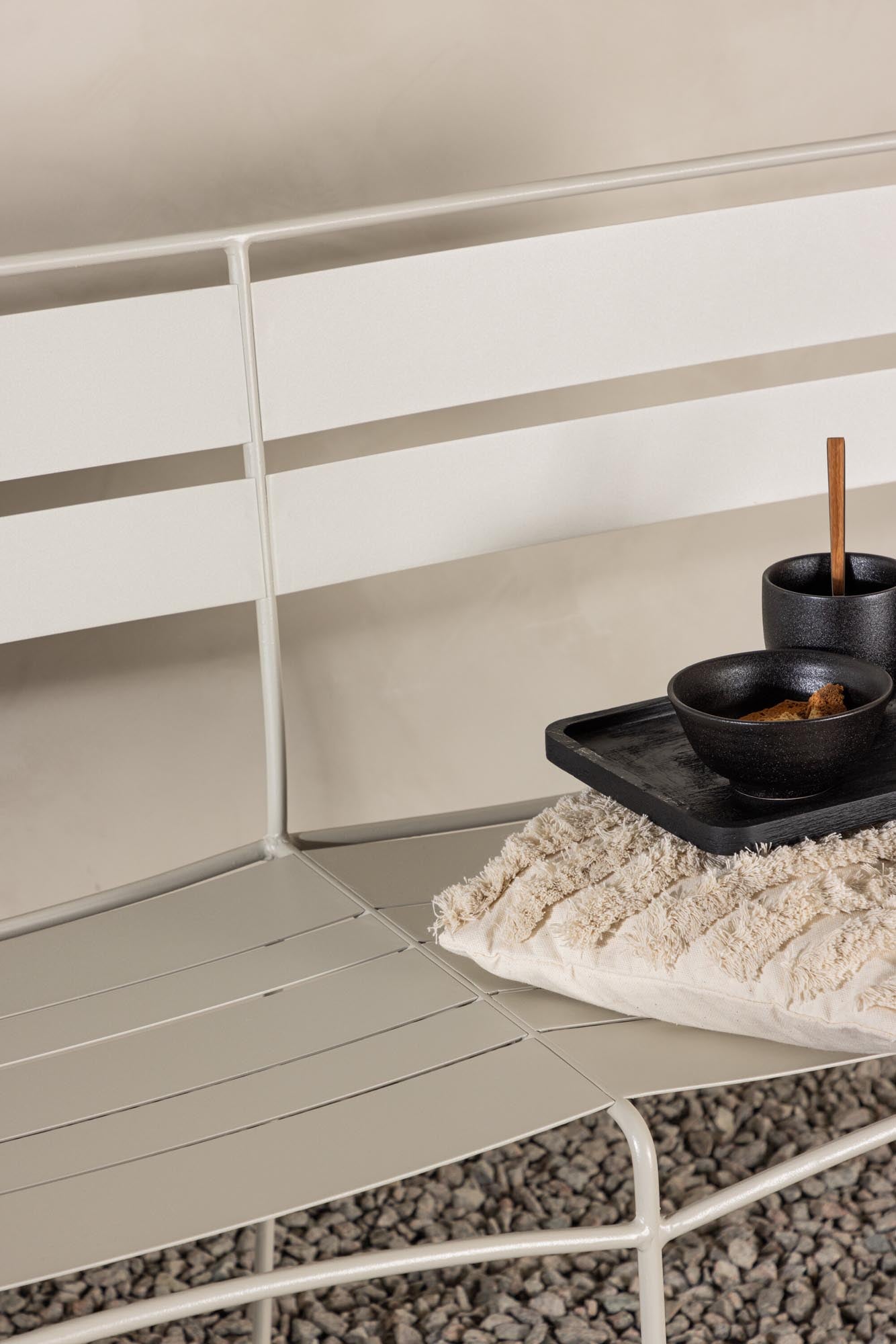 Elegantes Lina Sofa: Komfort und Stil für Ihr modernes Zuhause.