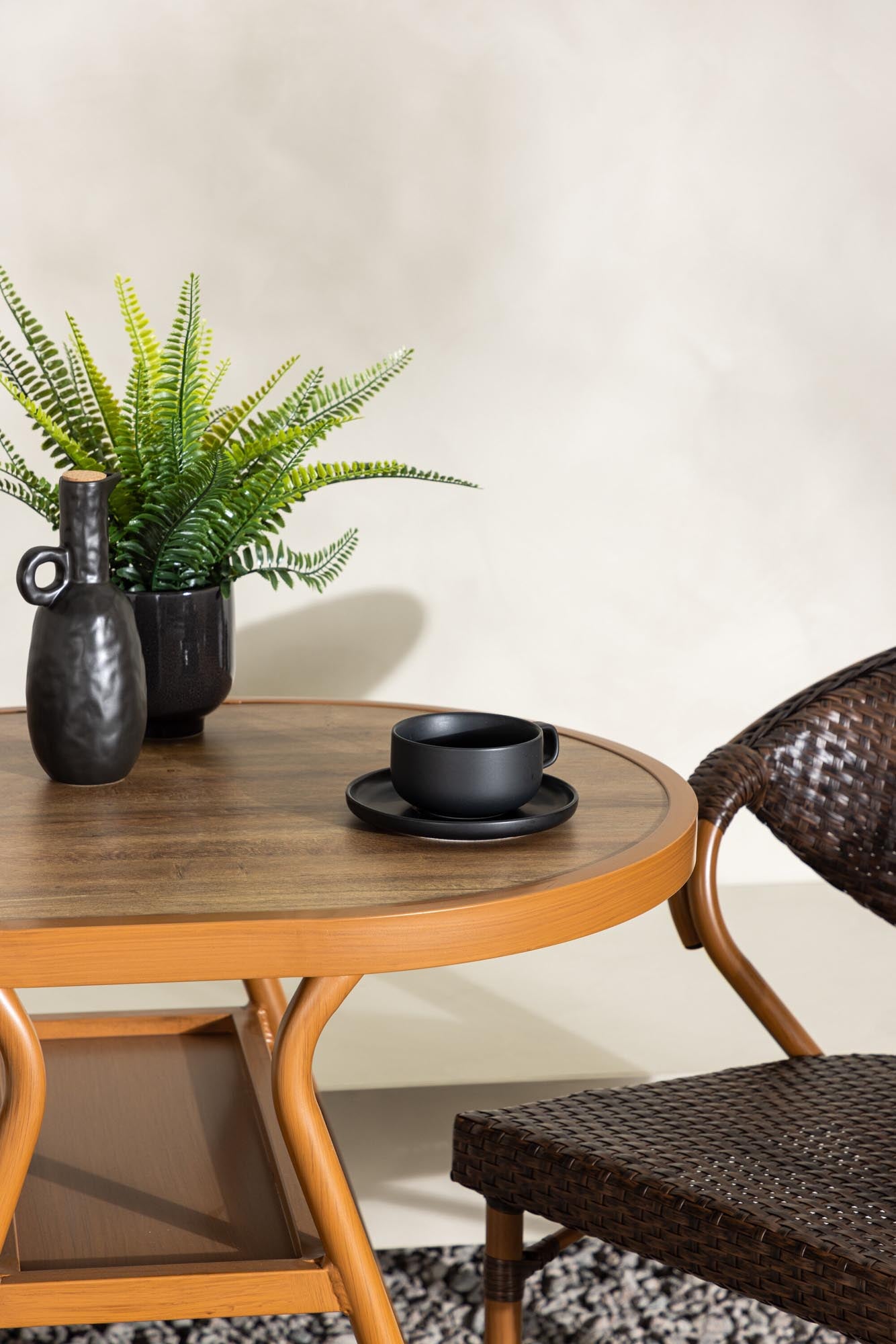 Abrantes Café Set in Braun/Braun/Dunkelbraun präsentiert im Onlineshop von KAQTU Design AG. Gartentischset ist von Venture Home