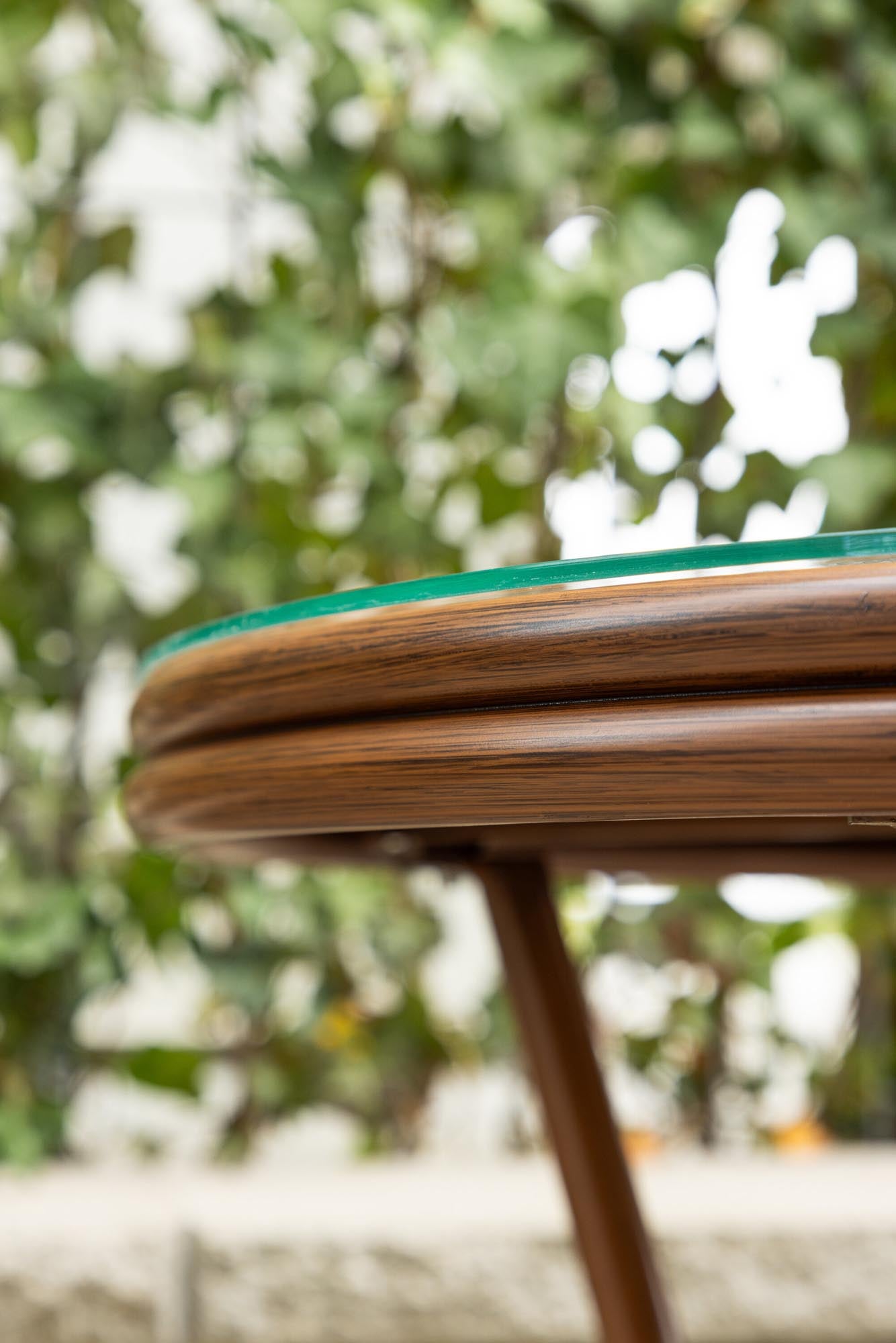 Loures Cafe Tisch in Braun-grau präsentiert im Onlineshop von KAQTU Design AG. Beistelltisch Outdoor ist von Venture Home