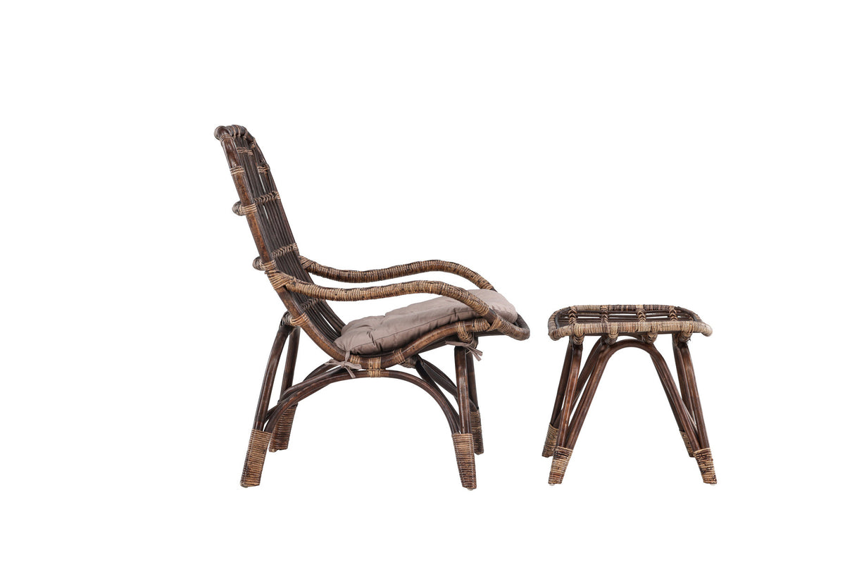Ella Lounge Stuhl in Dark Walnut präsentiert im Onlineshop von KAQTU Design AG. Outdoor-Sessel ist von Venture Home